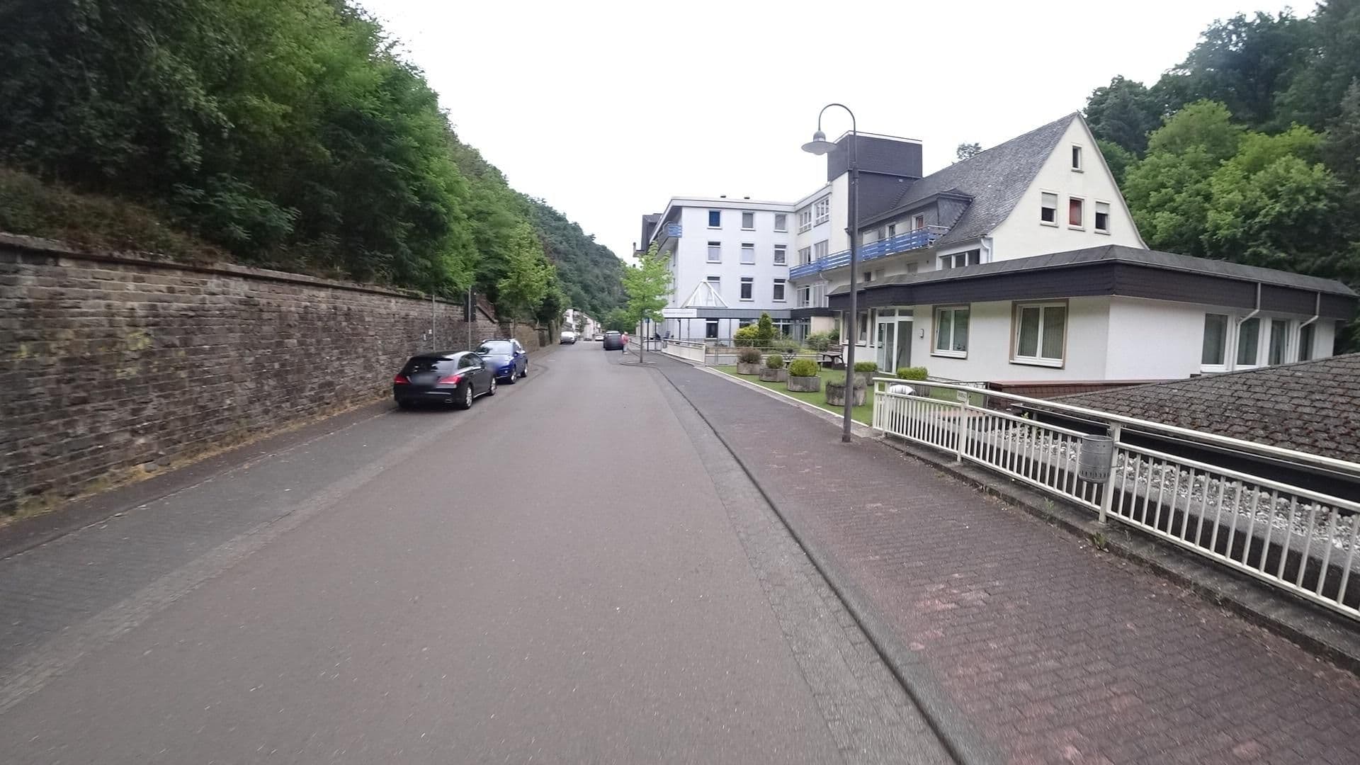 Street view near Ferien- und Seminarhaus "Haus am Berg", Lutzerath — © PSMSLP (CC BY-SA · Mapillary)