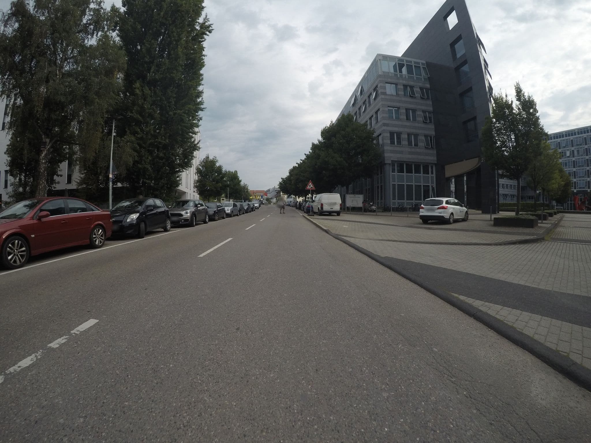 Street view near ibis Styles Stuttgart Vaihingen, Vaihingen-Mitte — © mfk (CC BY-SA · Mapillary)