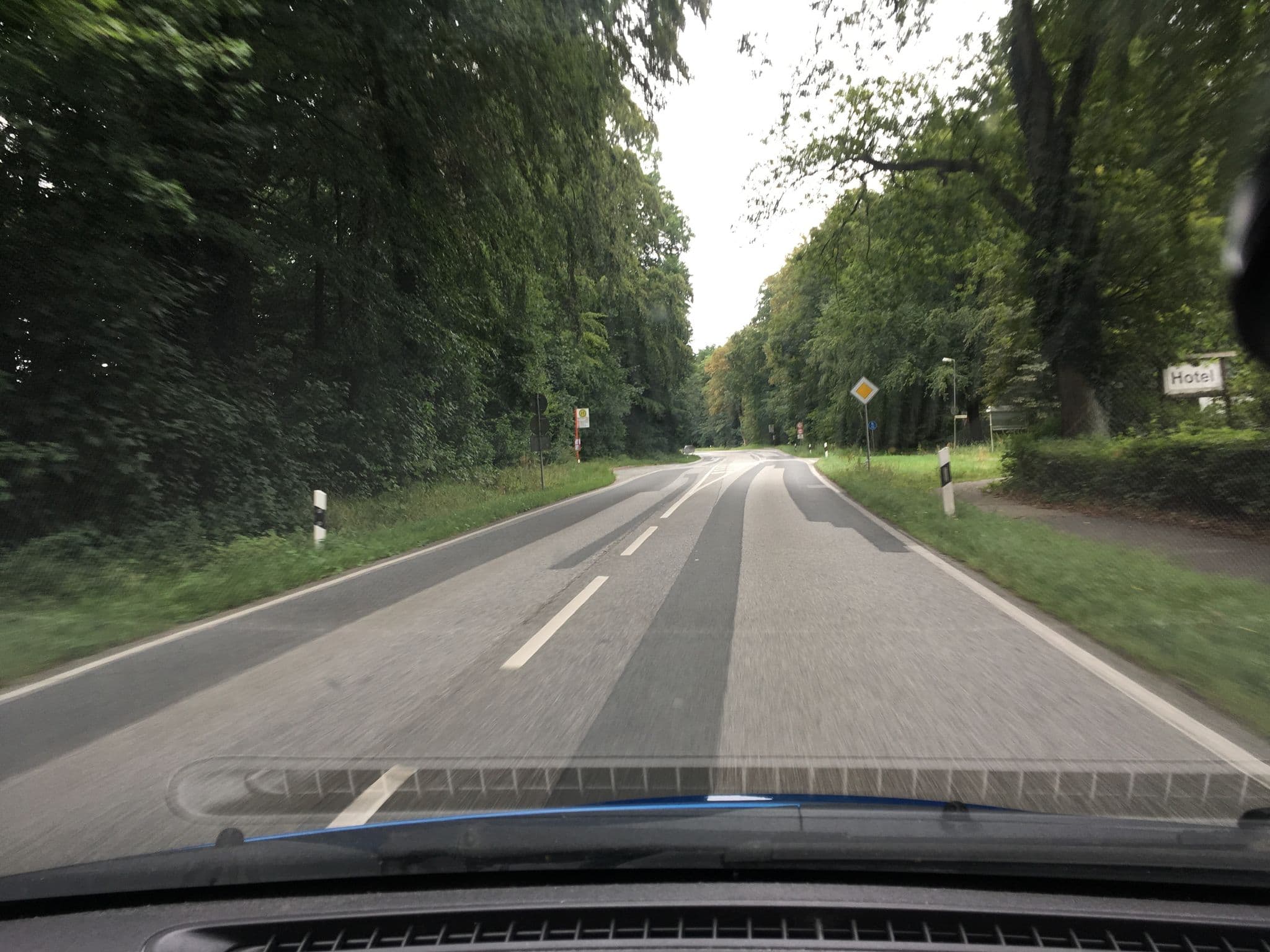 Street view near Forsthaus Glüsing, Artlenburg — © hotteliene (CC BY-SA · Mapillary)