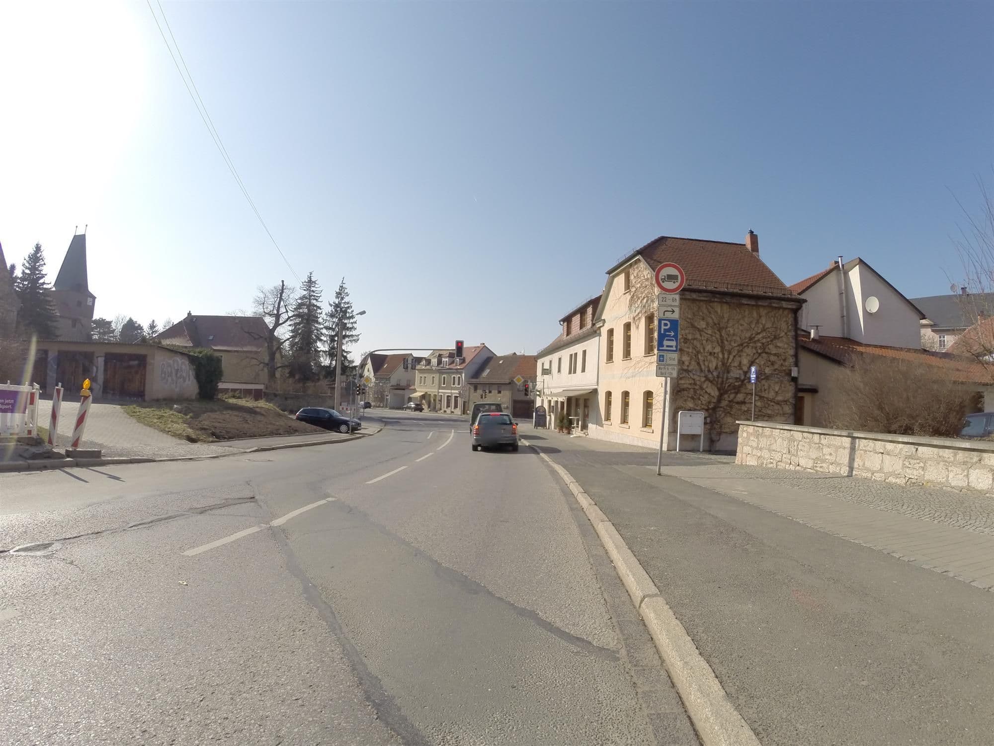 Street view near Pension Scharfer Kessel, Weimar — © ahzf (CC BY-SA · Mapillary)