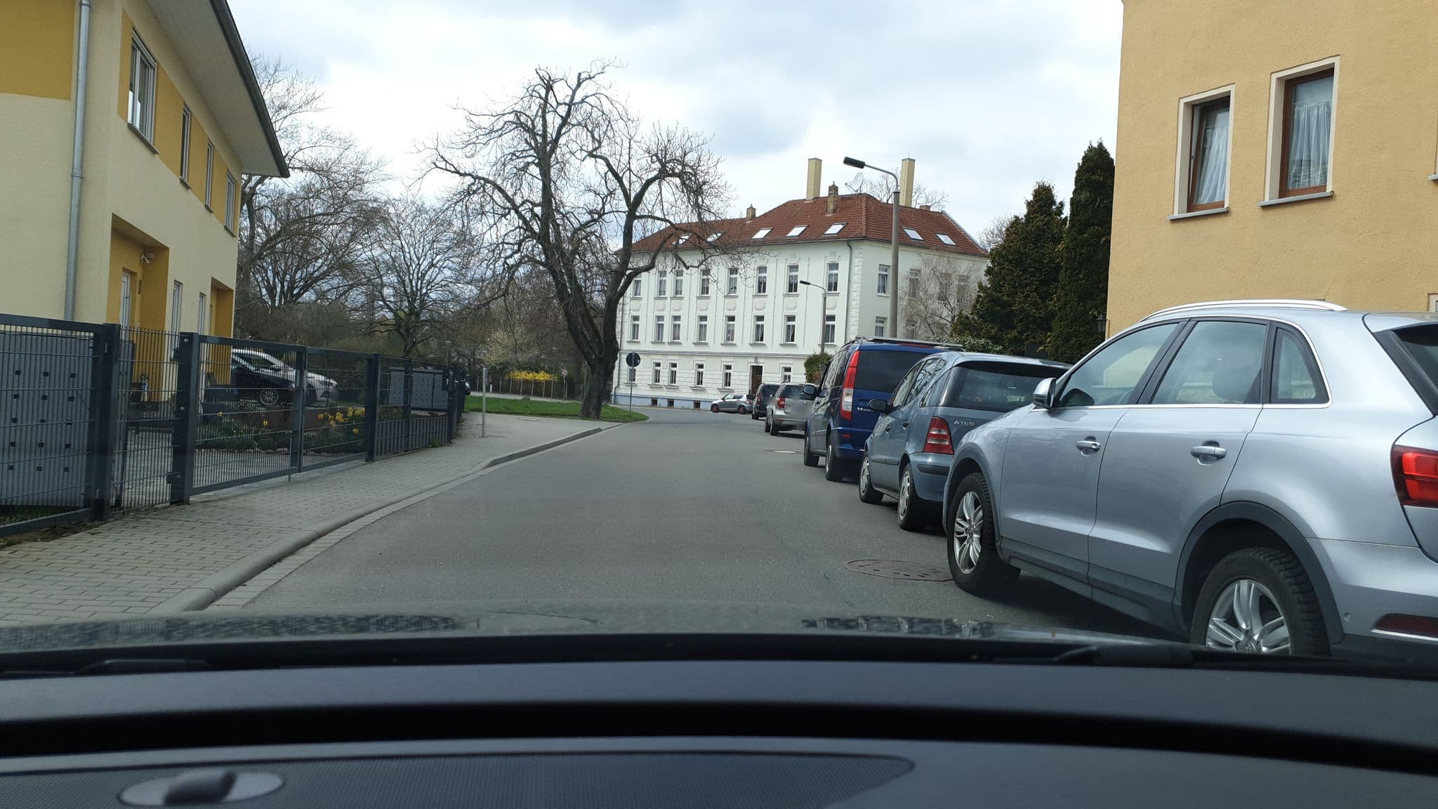 Street view near Pension Probstheida, Markkleeberg — © rhaegar (CC BY-SA · Mapillary)