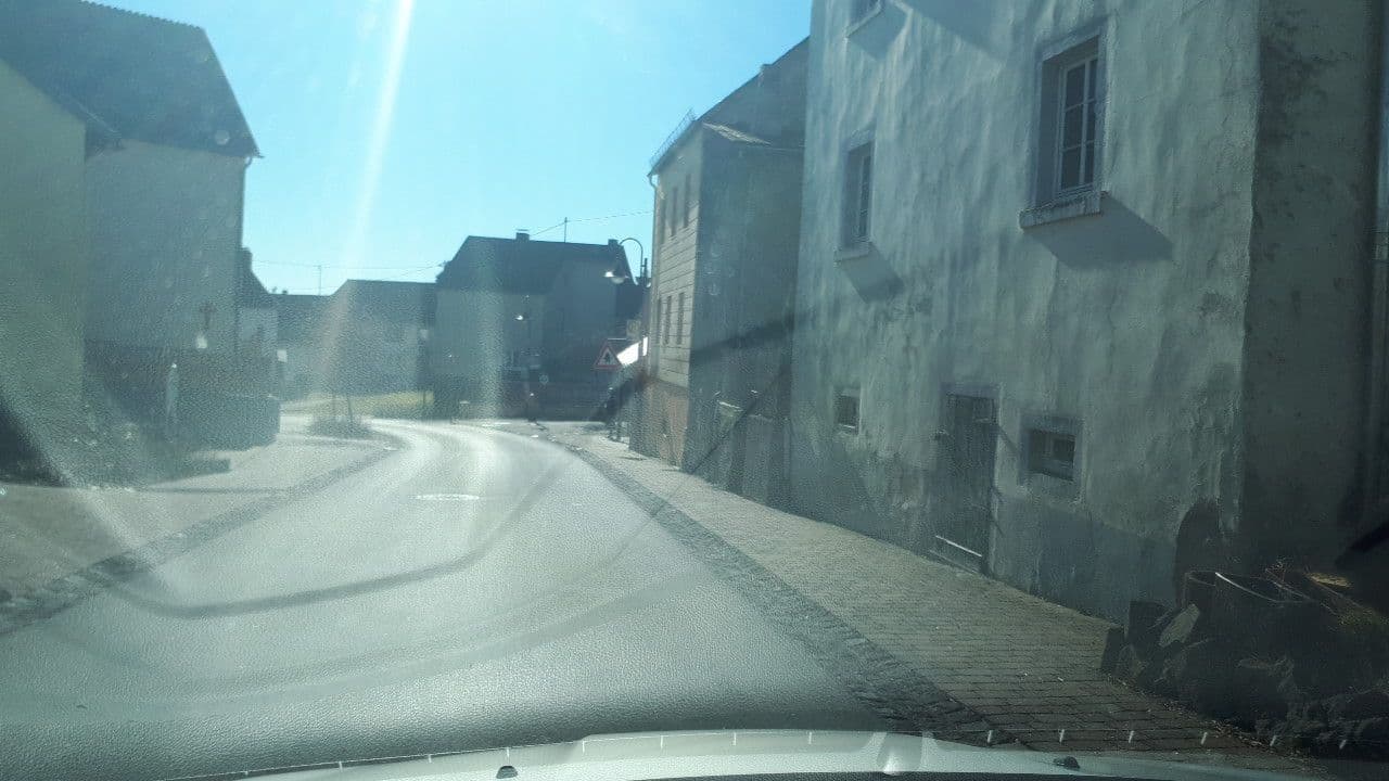 Street view near Ferienwohnung Schäfer, Gillenfeld — © elle (CC BY-SA · Mapillary)