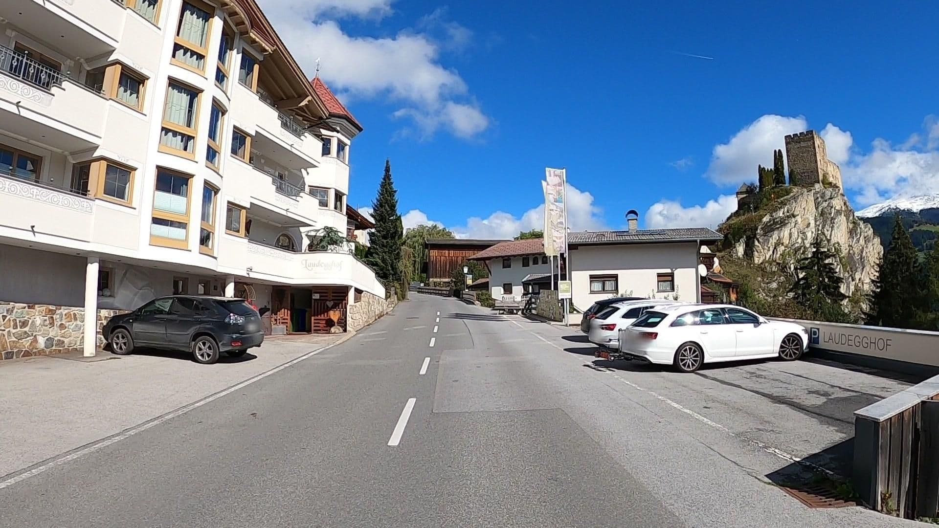 Street view near Laudegghof, Prutz