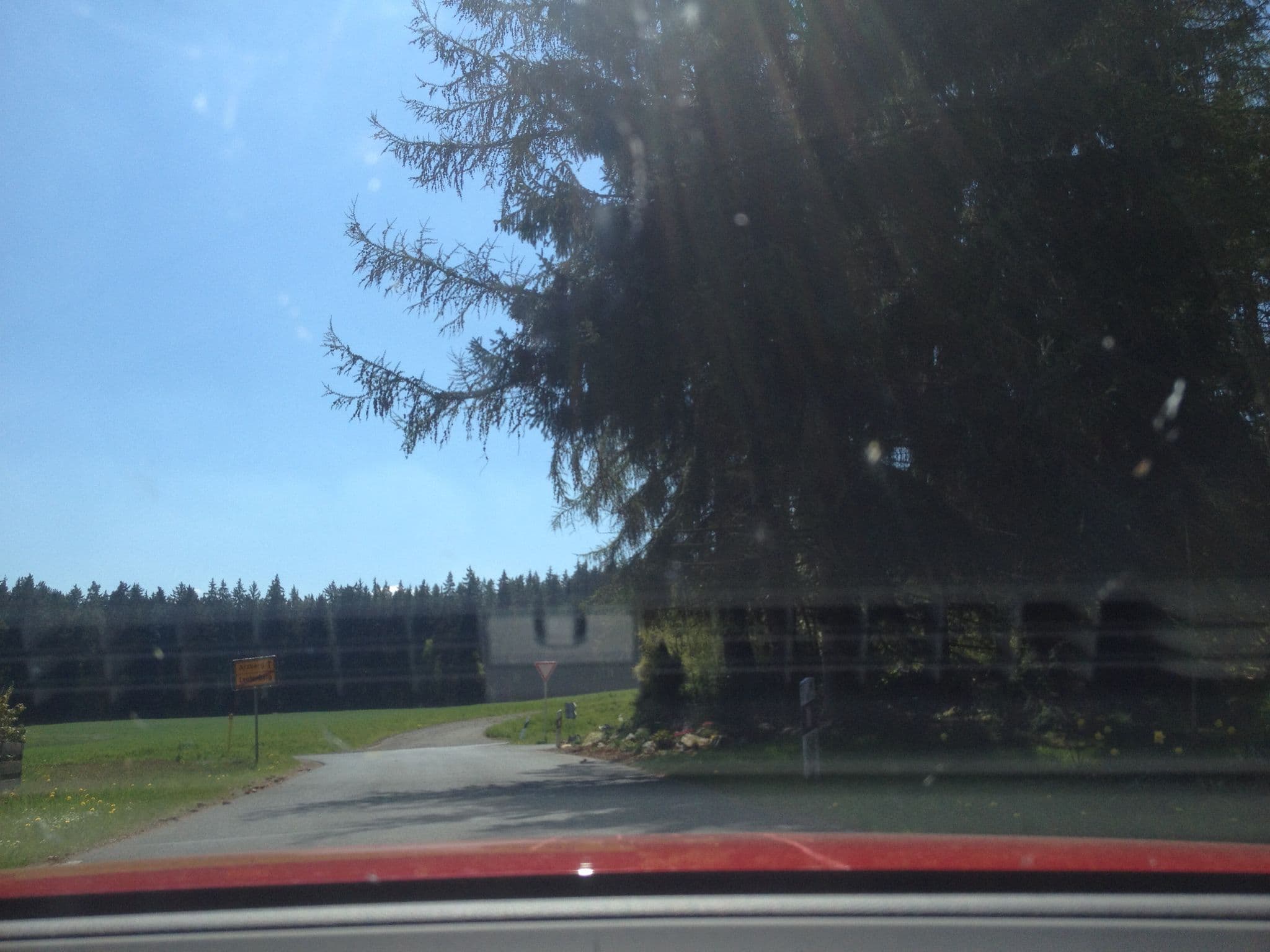 Street view near Zum G'Leut, Thiersheim — © geo (CC BY-SA · Mapillary)