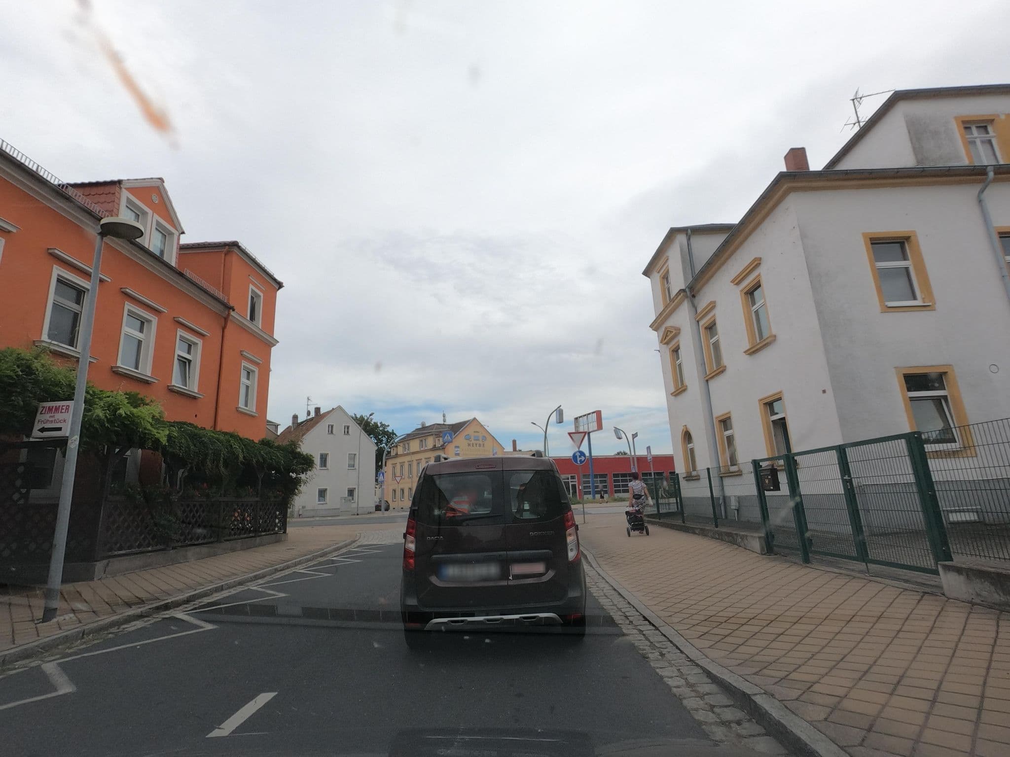 Street view near Weis, Meissen — © frhh211 (CC BY-SA · Mapillary)