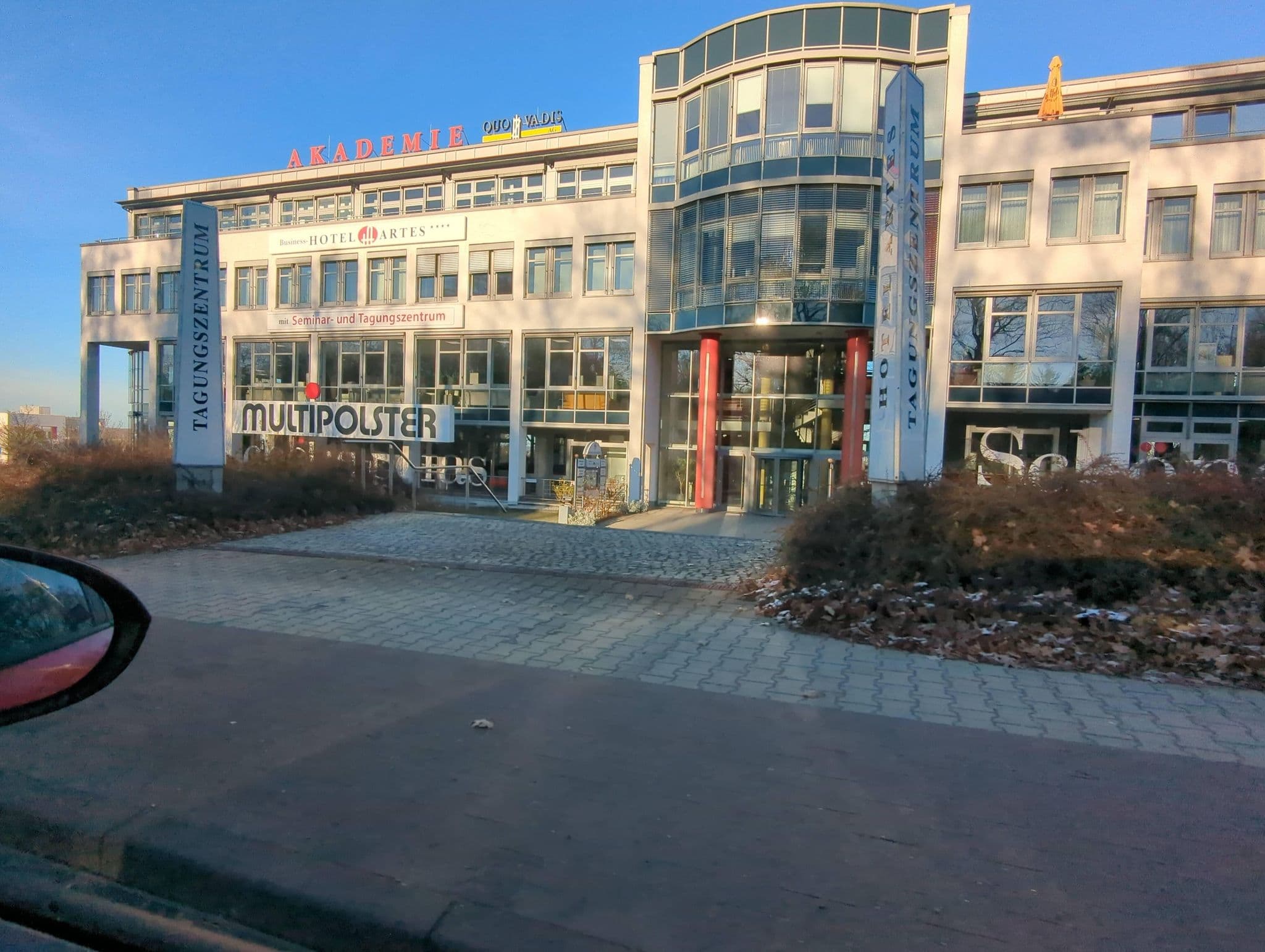 Street view near Artes, Wittgensdorf — © AR88 (CC BY-SA · Mapillary)