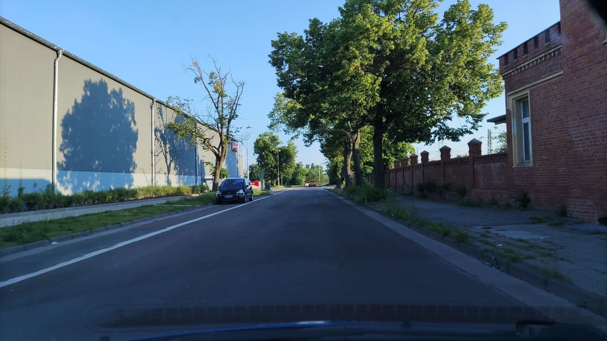 Street view near Adventure Bahnhof-1841, Roßlau — © hotteliene (CC BY-SA · Mapillary)