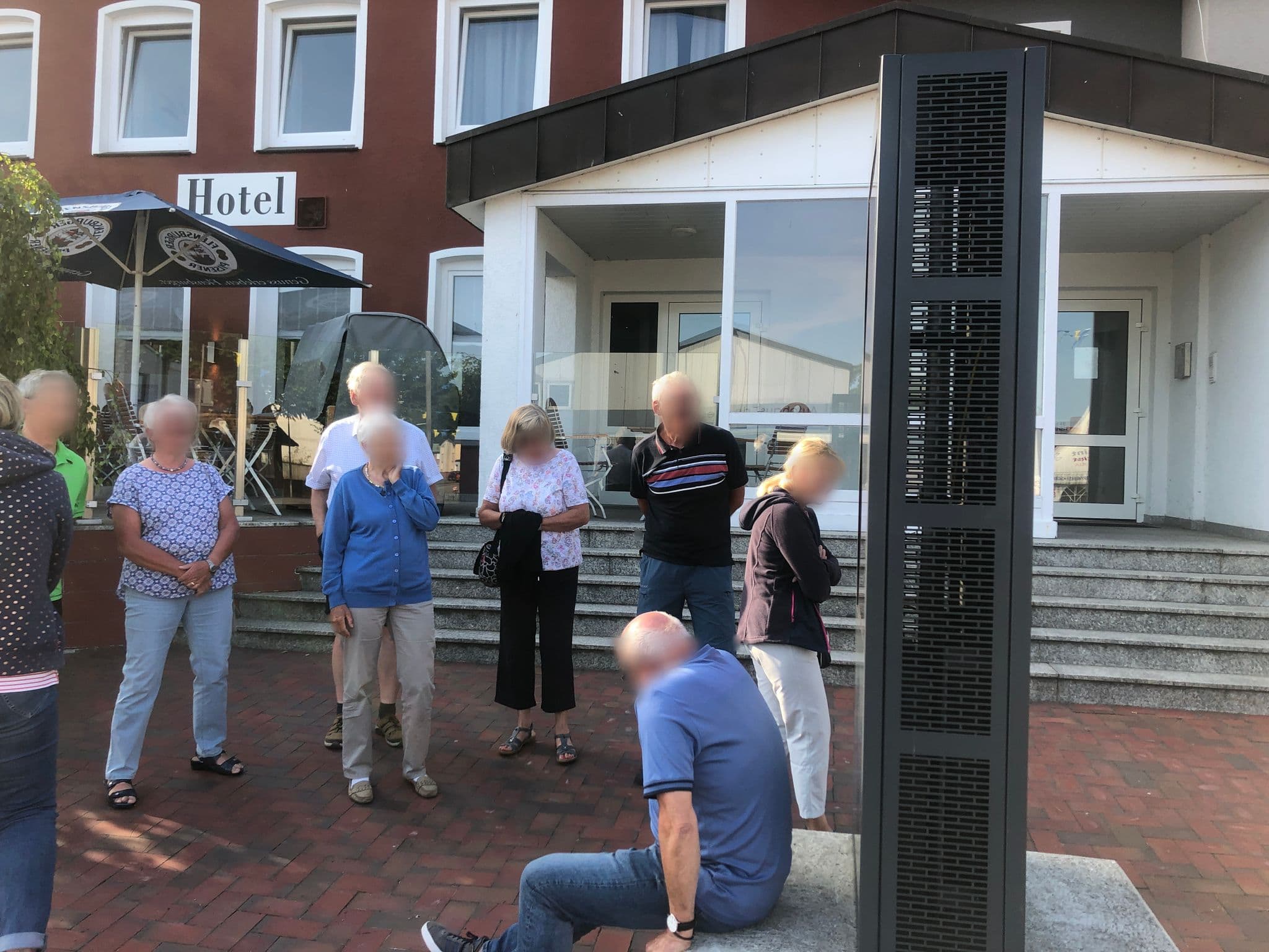 Street view near Hotel Angler Hof, Süderbrarup — © koga11 (CC BY-SA · Mapillary)