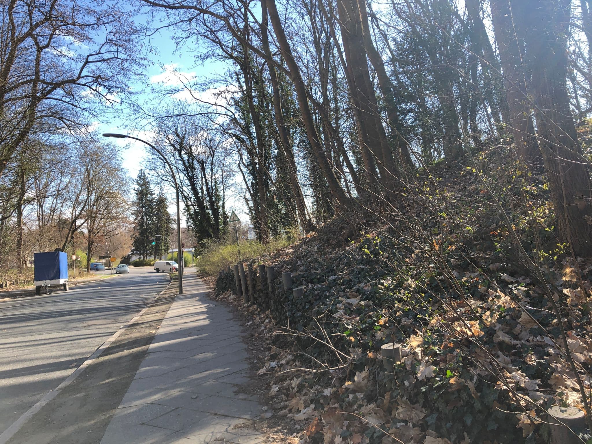 Street view near Transformator Frohnau, Glienicke — © mtek (CC BY-SA · Mapillary)