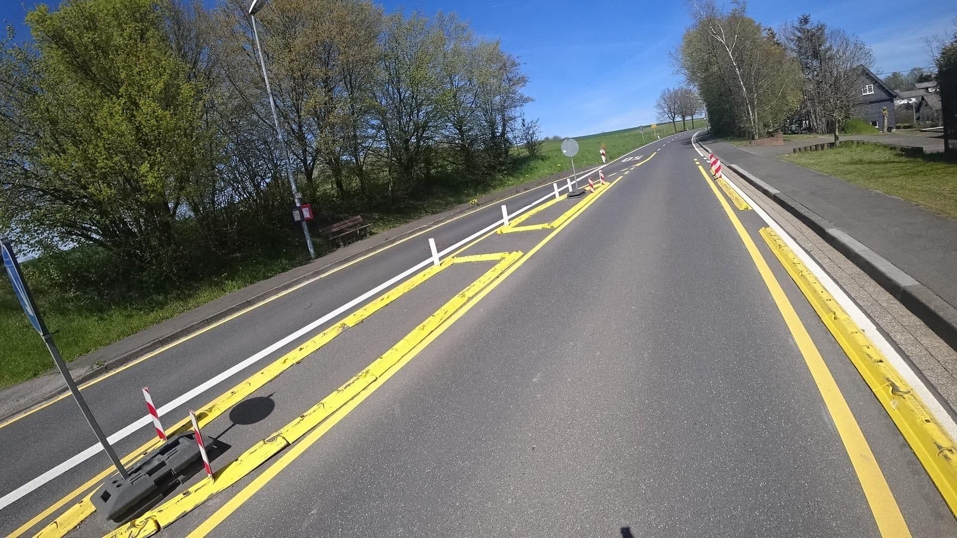 Street view near Bei Edith auf der Höh, Masburg — © Vosgivince (CC BY-SA · Mapillary)