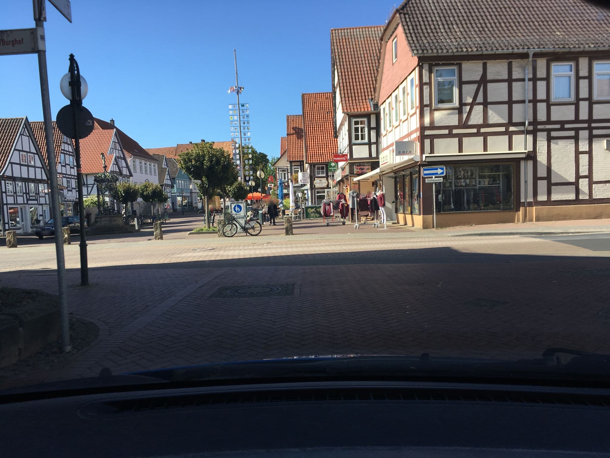 Street view near Hotel Deutsches Haus, Springe — © hotteliene (CC BY-SA · Mapillary)