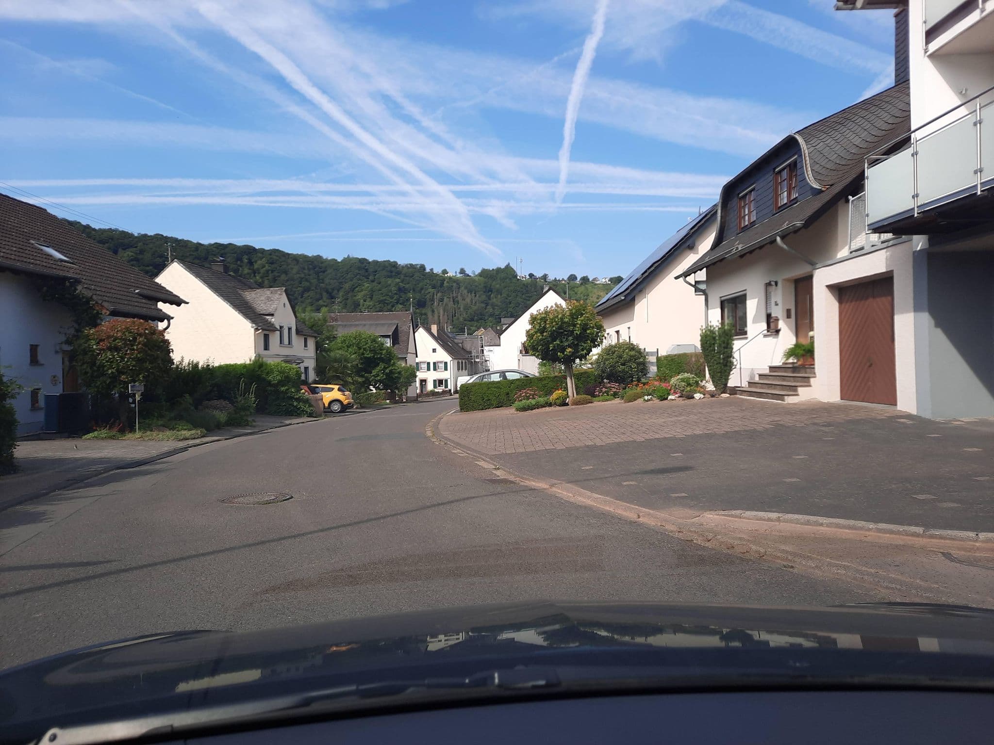 Street view near Ferienwohnung Hammes-Diedrich, Piesport — © Lowiekse (CC BY-SA · Mapillary)