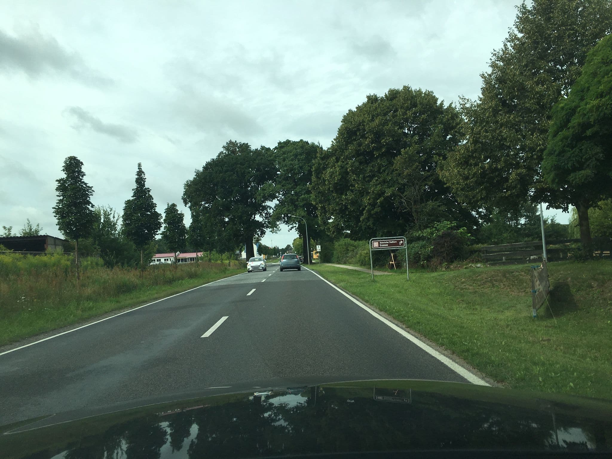 Street view near Landlust, Gransee — © derzornigemarkus (CC BY-SA · Mapillary)