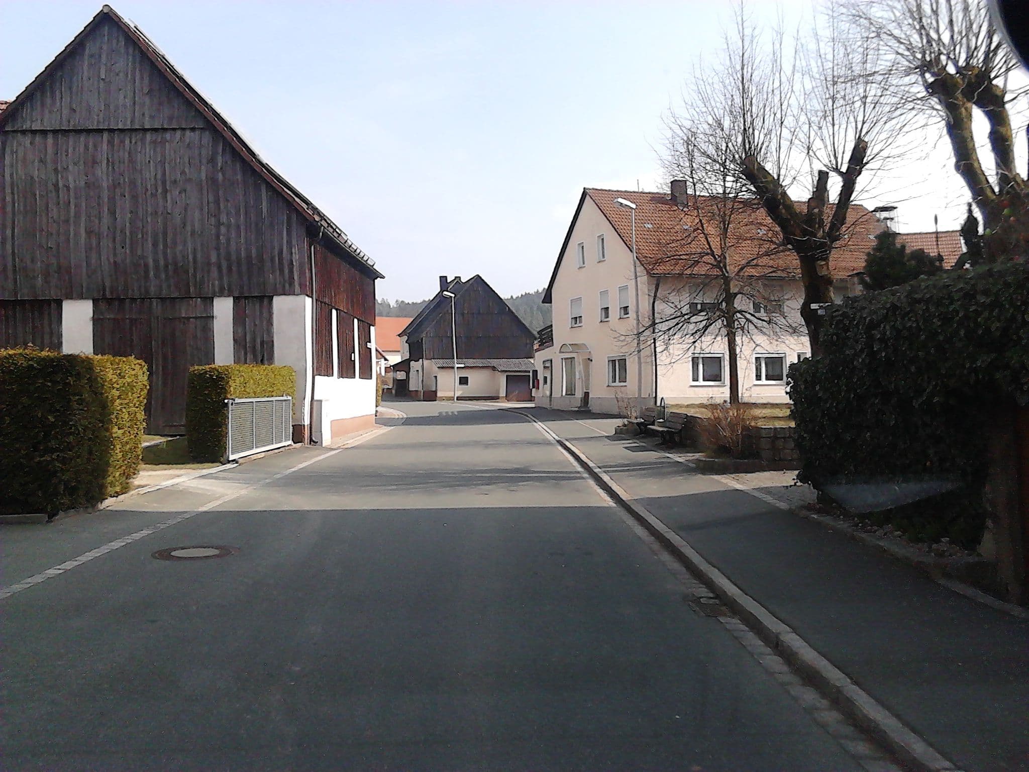 Street view near Drei Linden, Obertrubach — © su1dakra (CC BY-SA · Mapillary)