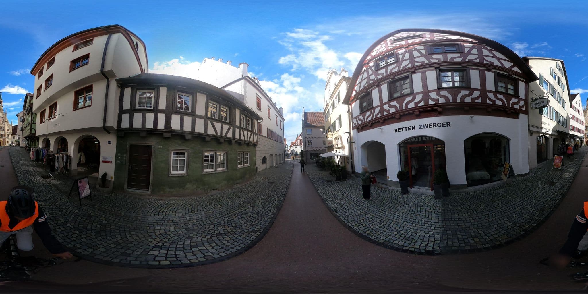 Street view near Grüner Baum, Bad Waldsee — © RadNETZ (CC BY-SA · Mapillary)