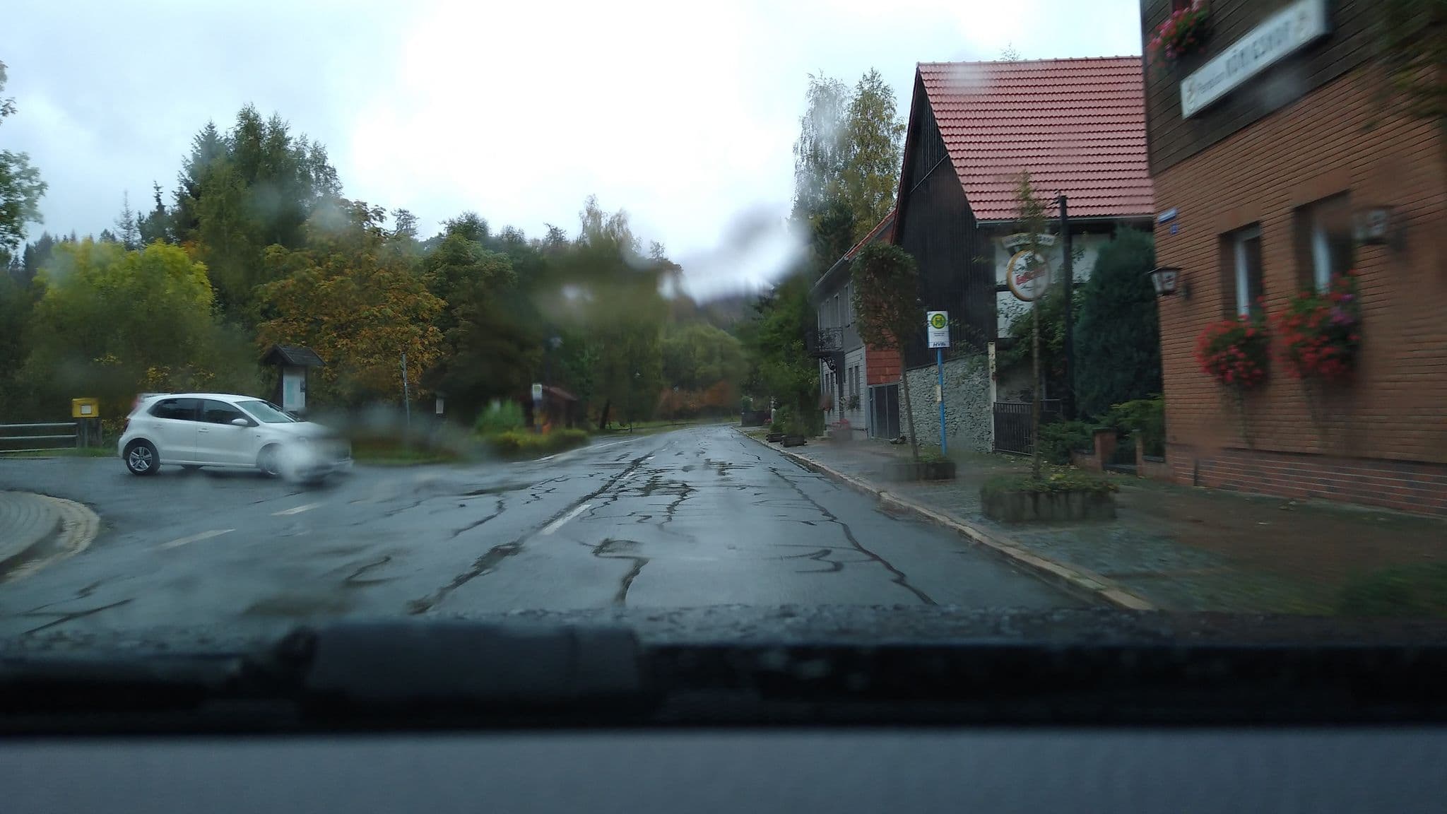 Street view near Ferienwohnung Königshof, Elbingerode — © mike409 (CC BY-SA · Mapillary)