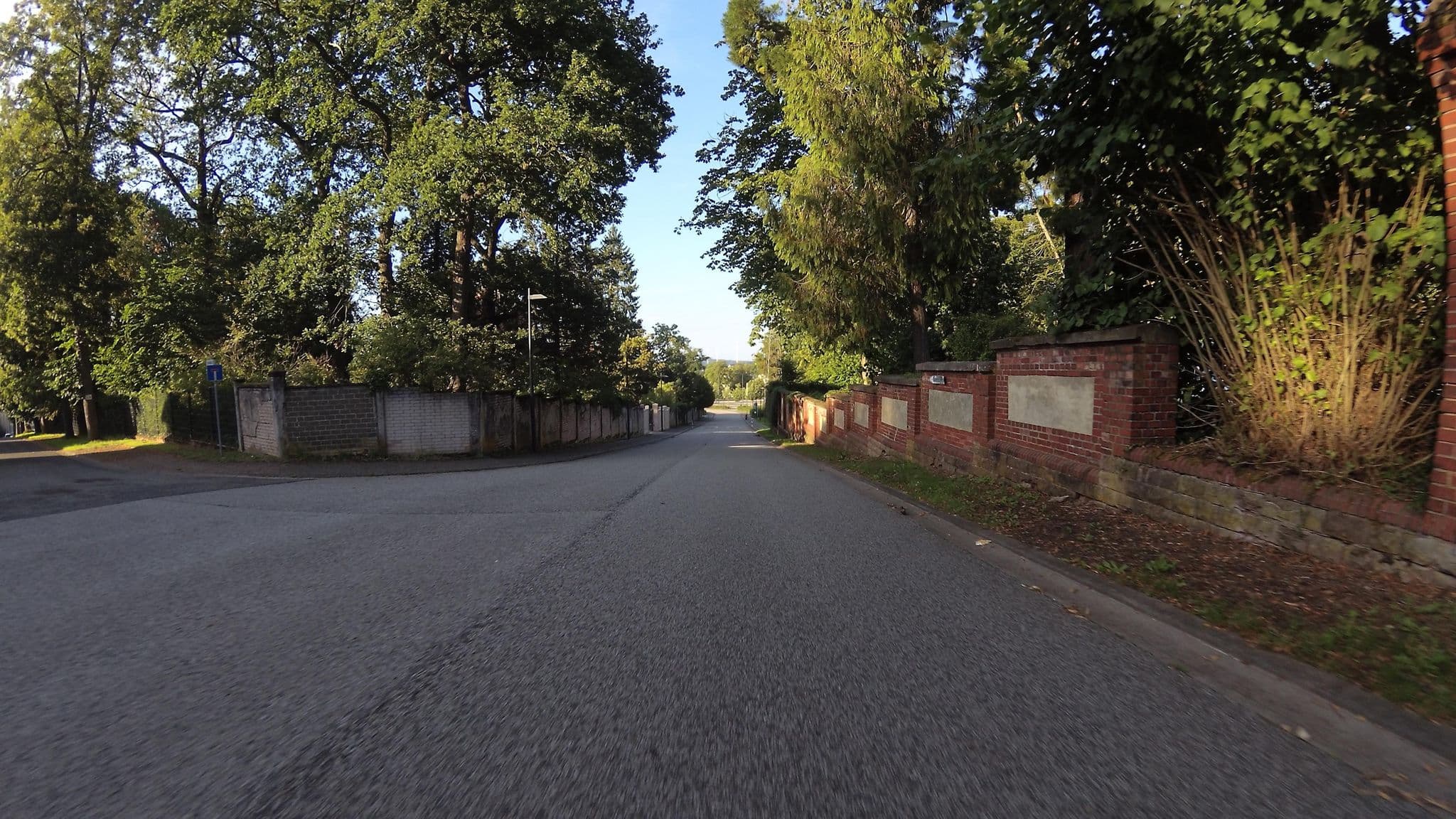 Street view near Wohnmobil-Stellplatz Erlebnisort Reden, Schiffweiler — © teddy73 (CC BY-SA · Mapillary)