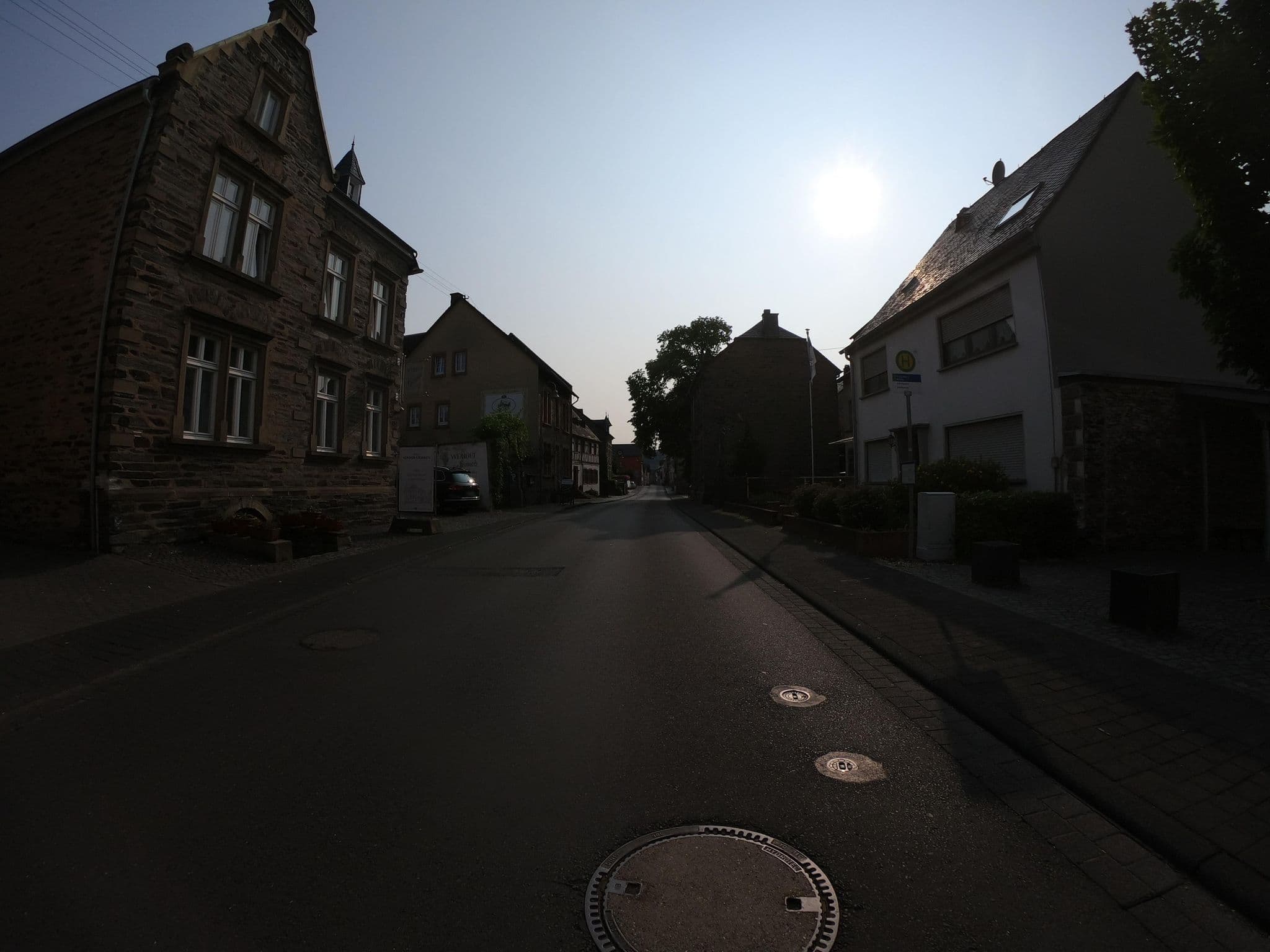 Street view near Weingut Fehres, Brauneberg — © joostjakob (CC BY-SA · Mapillary)