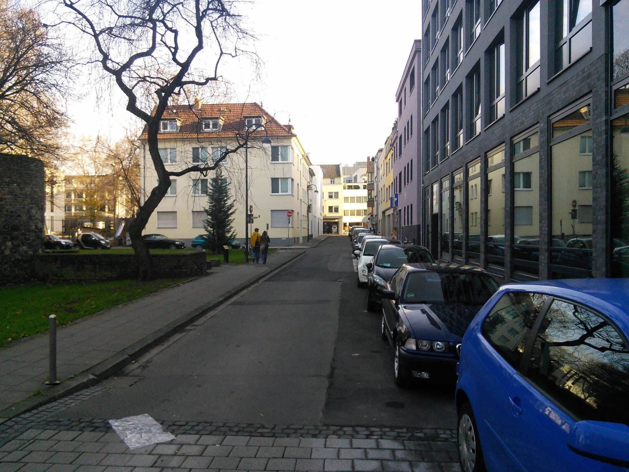 Street view near Kolping Jugendwohnen, Köln — © raymond (CC BY-SA · Mapillary)