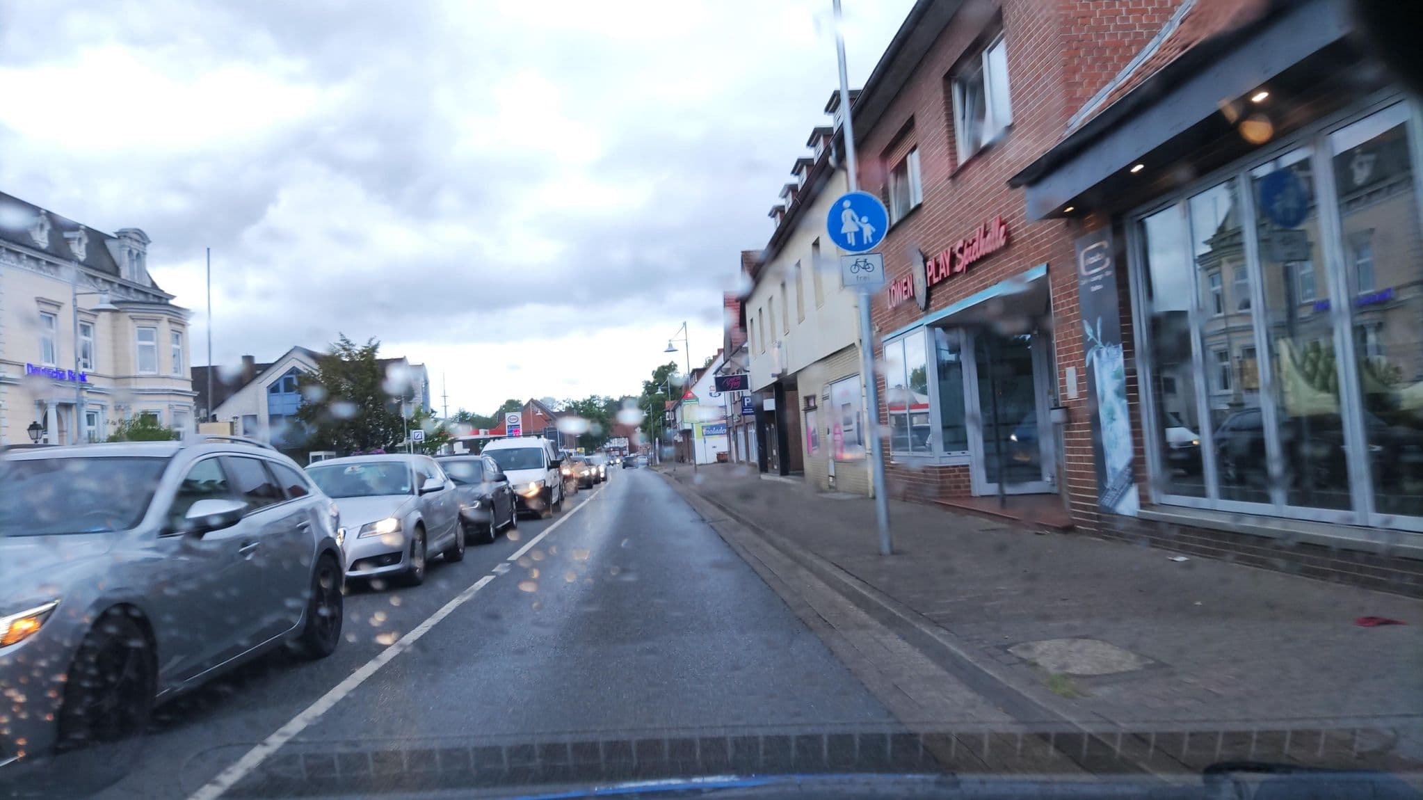Street view near Heidelux, Soltau — © hotteliene (CC BY-SA · Mapillary)