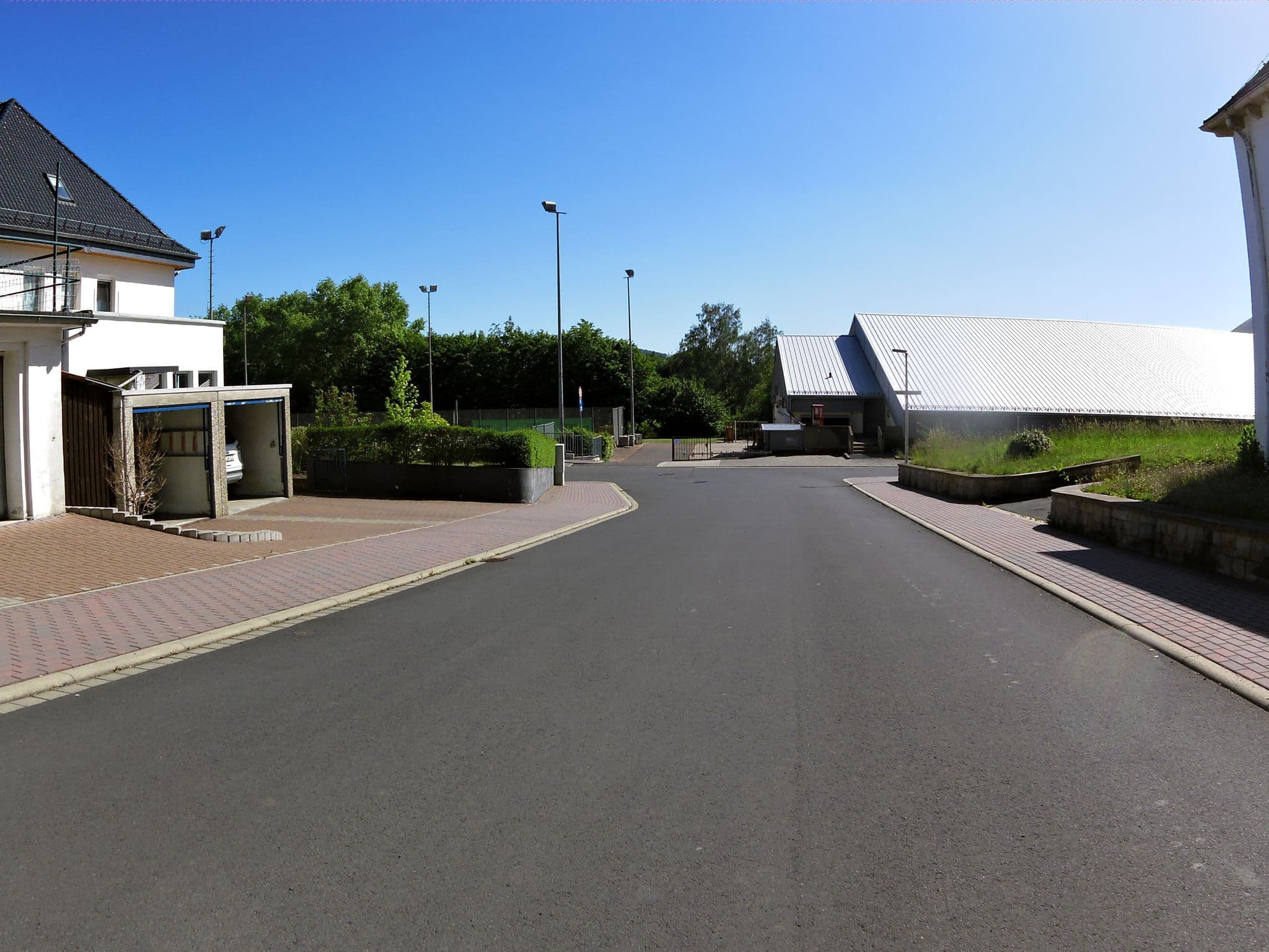 Street view near Tor zur Rhön, Philippsthal — © zoegglmeyr1 (CC BY-SA · Mapillary)