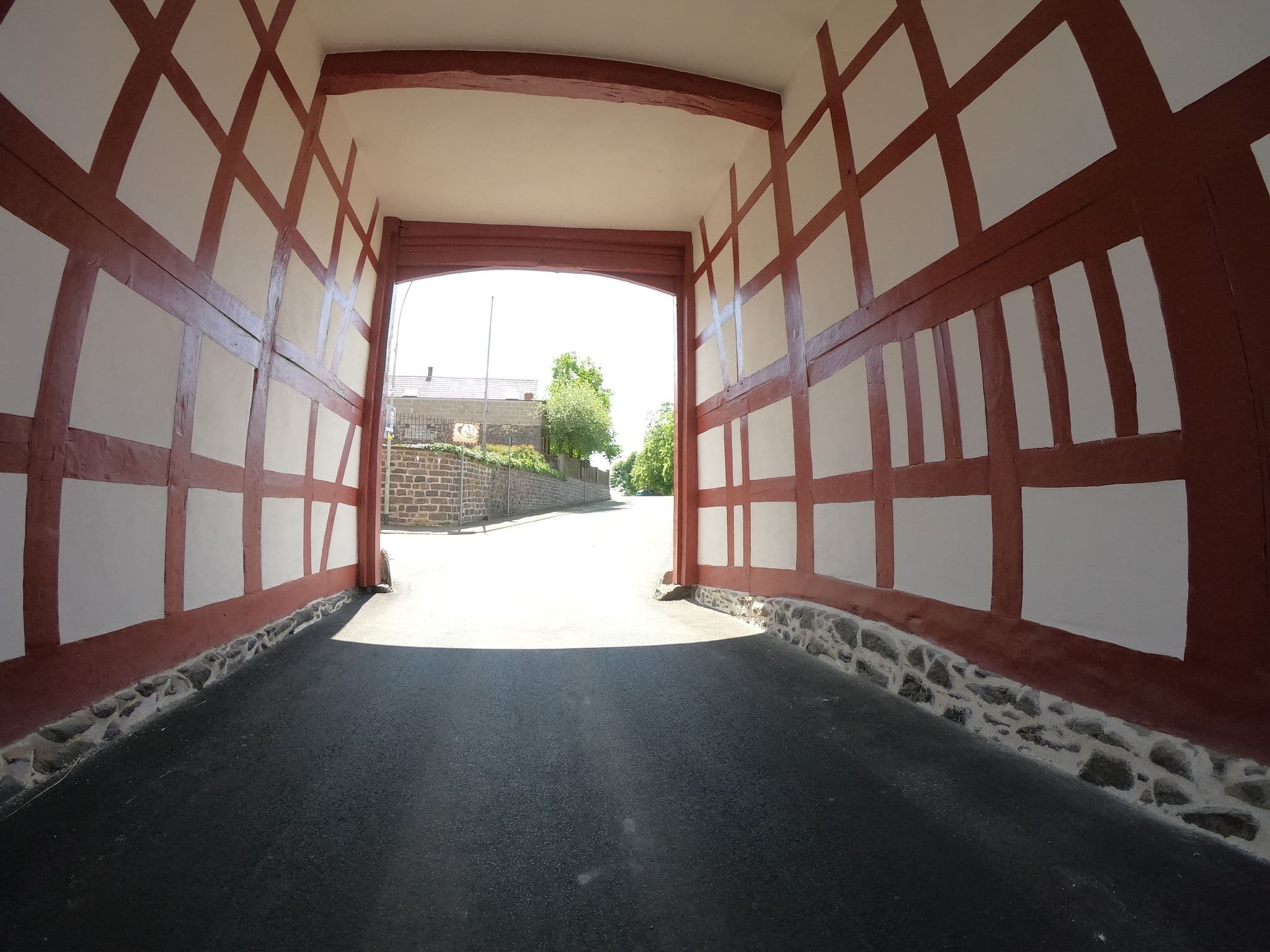 Street view near Die Pforte, Laubach — © grinninghamster (CC BY-SA · Mapillary)