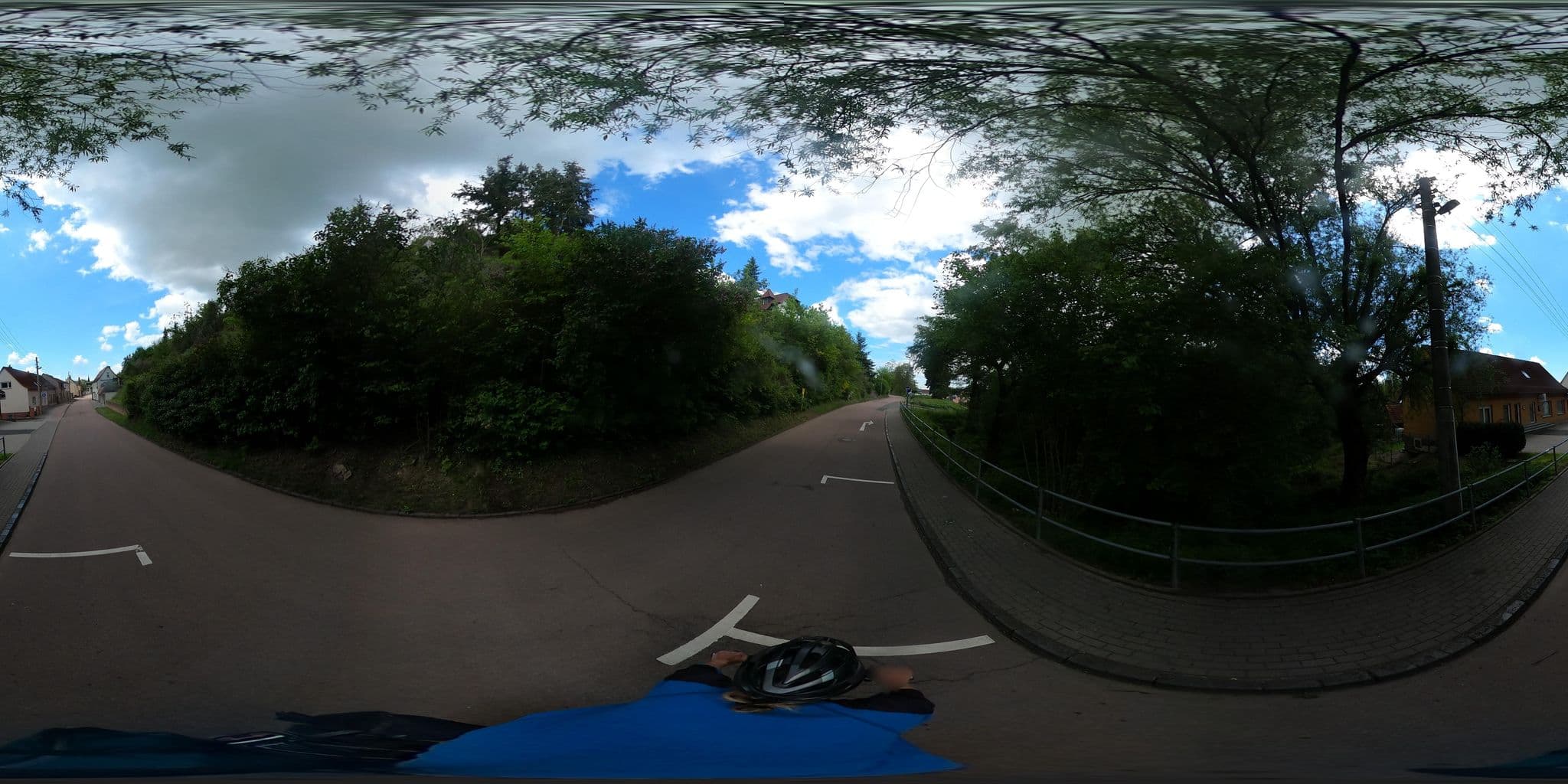Street view near Pension Quaranta, Hettstedt — © Planungsgesellschaft_RV-K (CC BY-SA · Mapillary)
