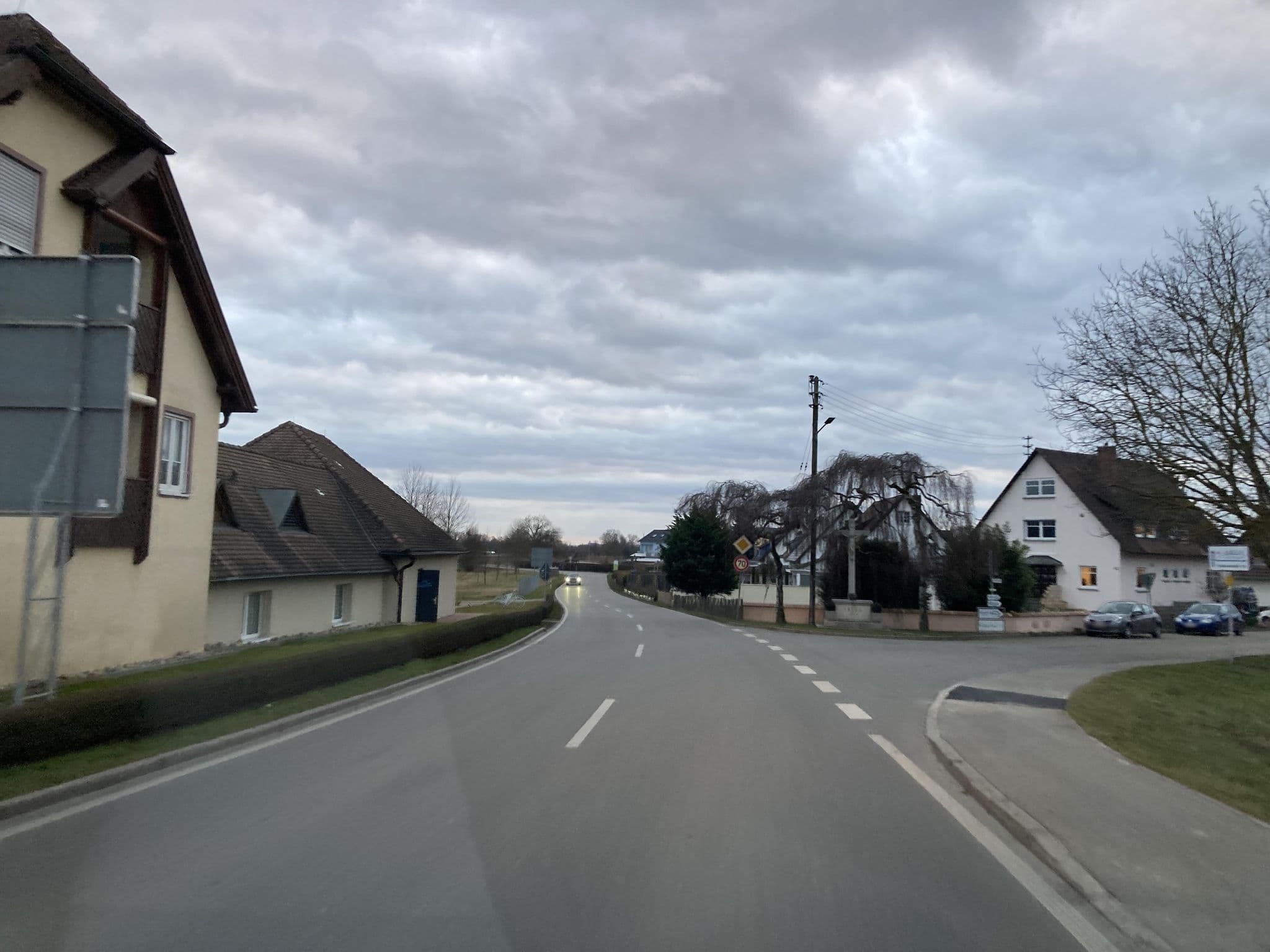 Street view near Kreuz-Post - Hotel Restaurant Spa, Oberrotweil — © tasmaniadevil (CC BY-SA · Mapillary)