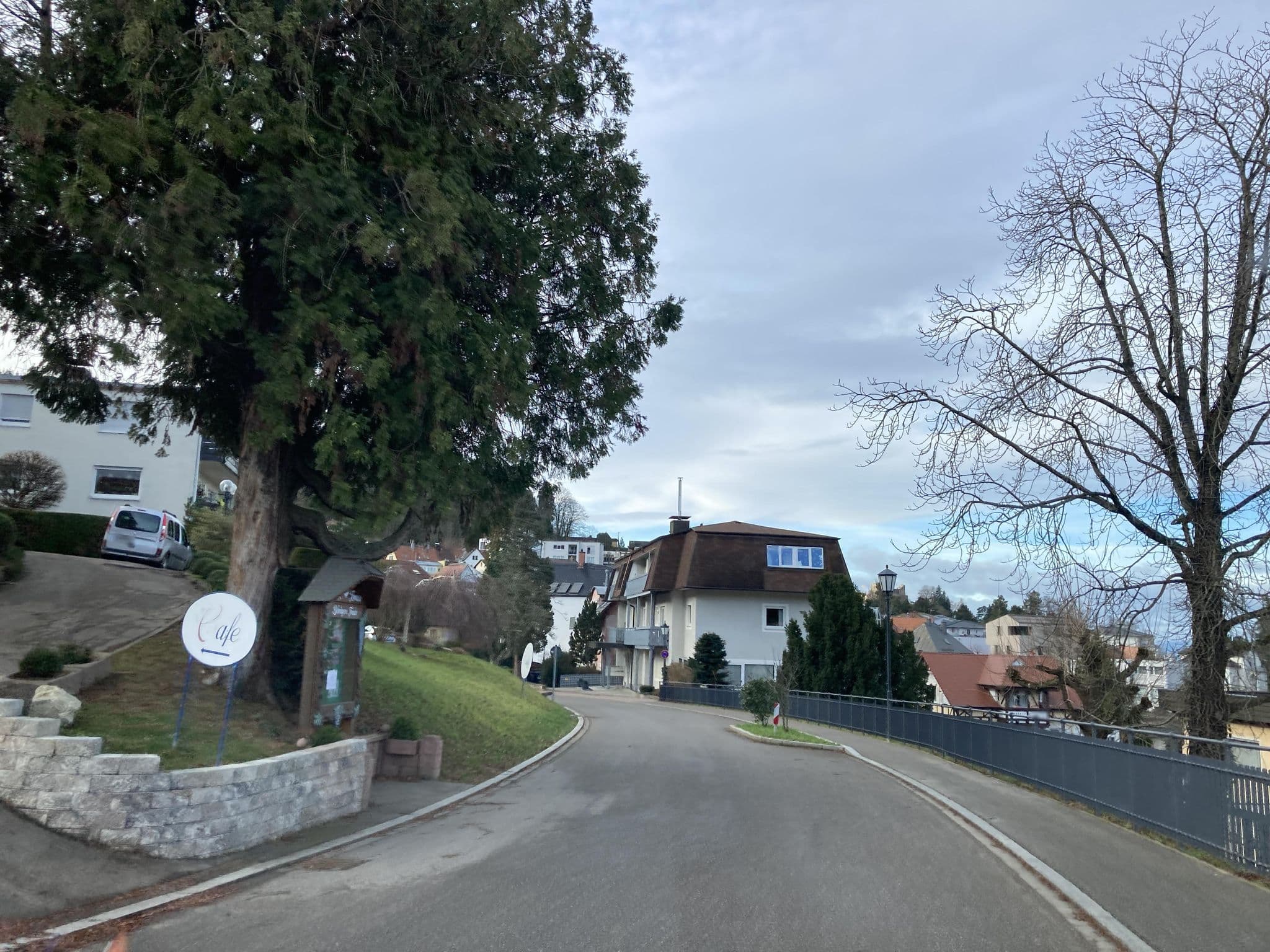 Street view near Hotel Behringer’s Traube, Badenweiler — © tasmaniadevil (CC BY-SA · Mapillary)