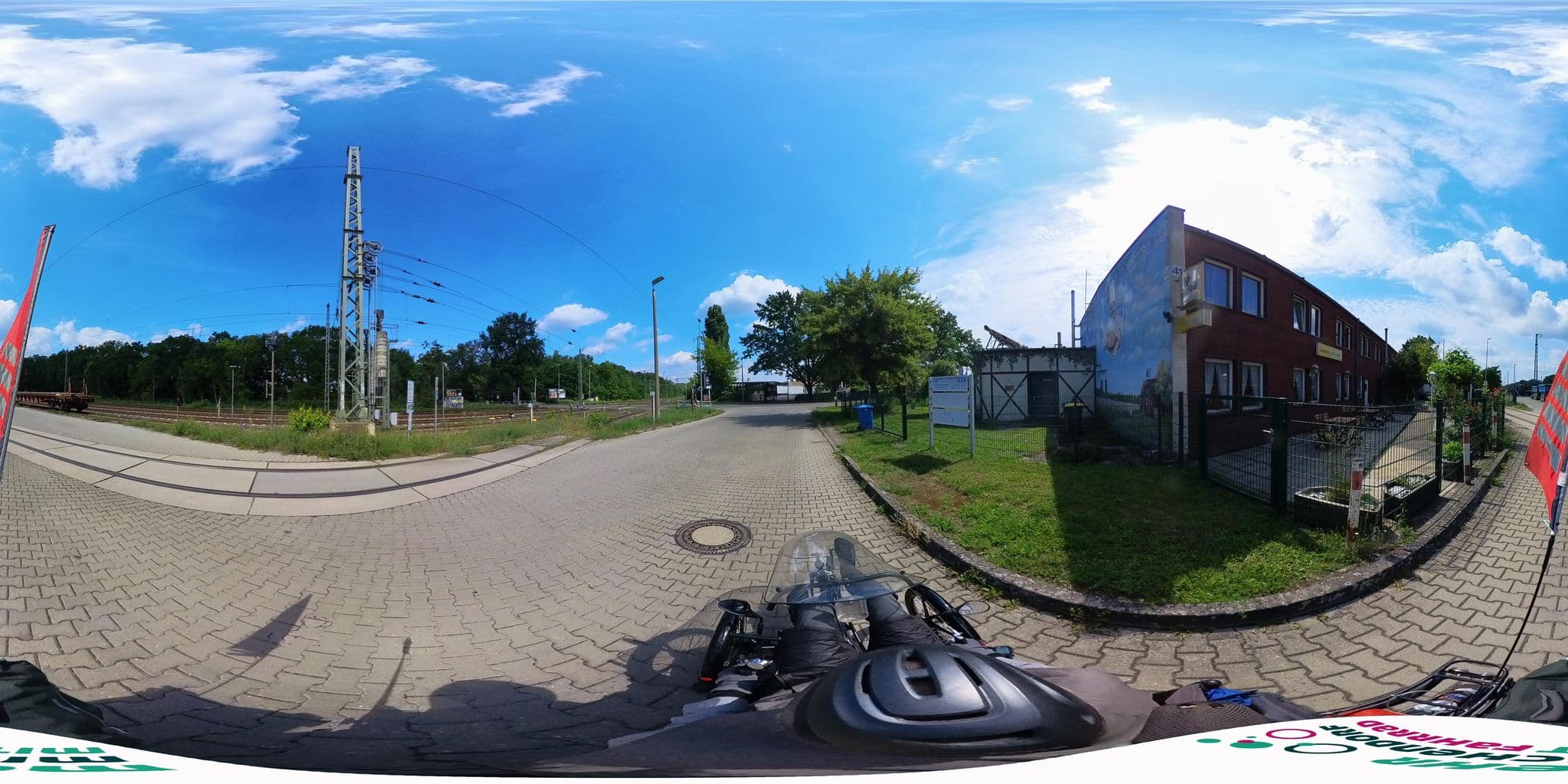 Street view near V60, Potsdam — © hARTwig (CC BY-SA · Mapillary)