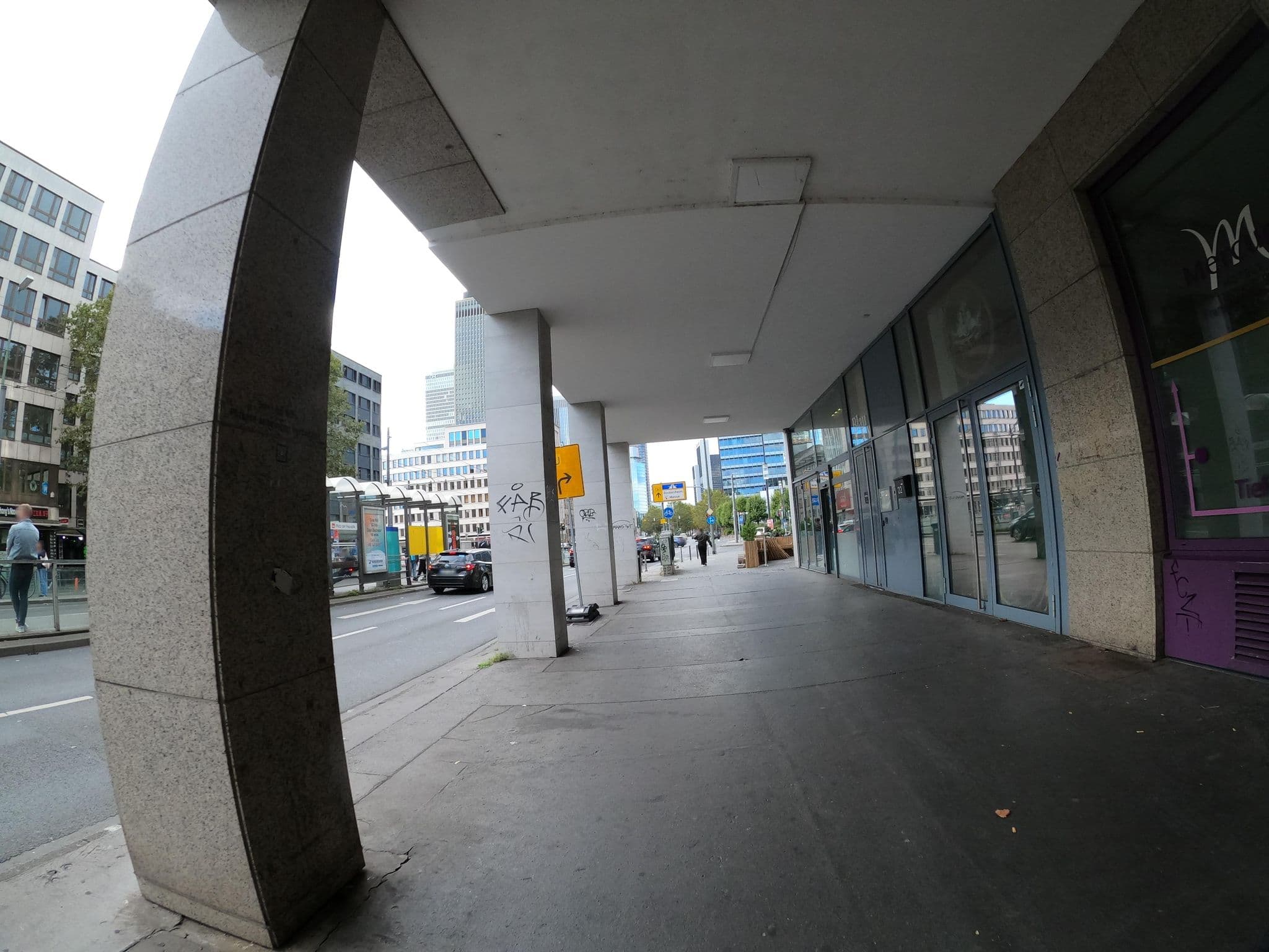 Street view near the niu Charly, Frankfurt am Main — © VIA_KK (CC BY-SA · Mapillary)