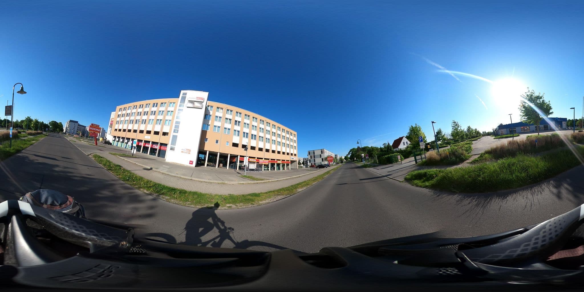 Street view near Motelplus, Schönefeld — © stefanhrt (CC BY-SA · Mapillary)