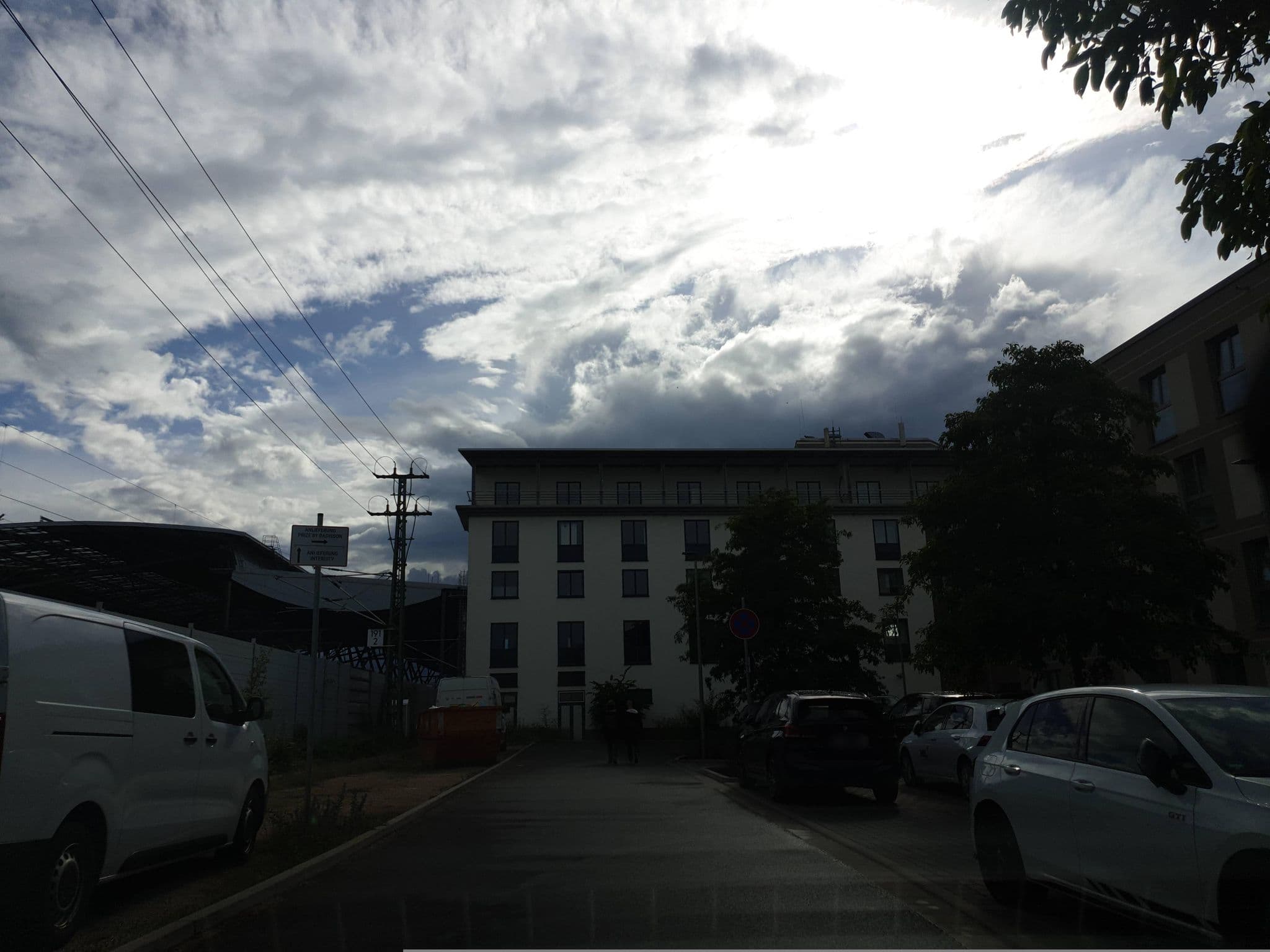Street view near Prize by Radisson Erfurt-City, Erfurt — © canislupus (CC BY-SA · Mapillary)