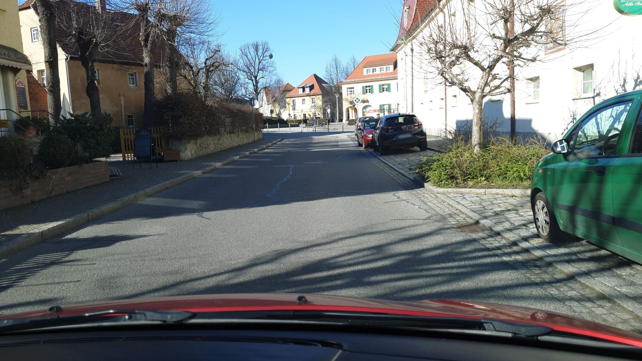 Street view near Pension "Alte Posthalterei", Moritzburg — © ogniretzlab (CC BY-SA · Mapillary)