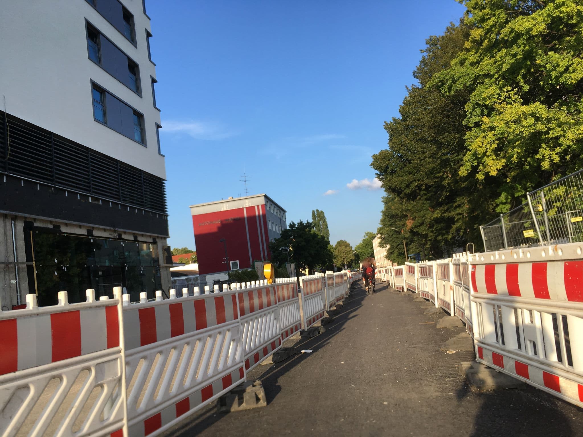 Street view near Moxy Munich Ostbahnhof, Munich — © giuseppe26 (CC BY-SA · Mapillary)