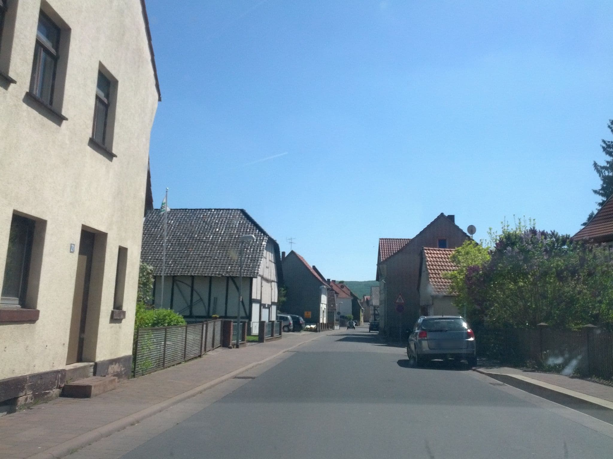 Street view near Radlerherberge Unterrieden, Witzenhausen — © zoegglmeyr (CC BY-SA · Mapillary)