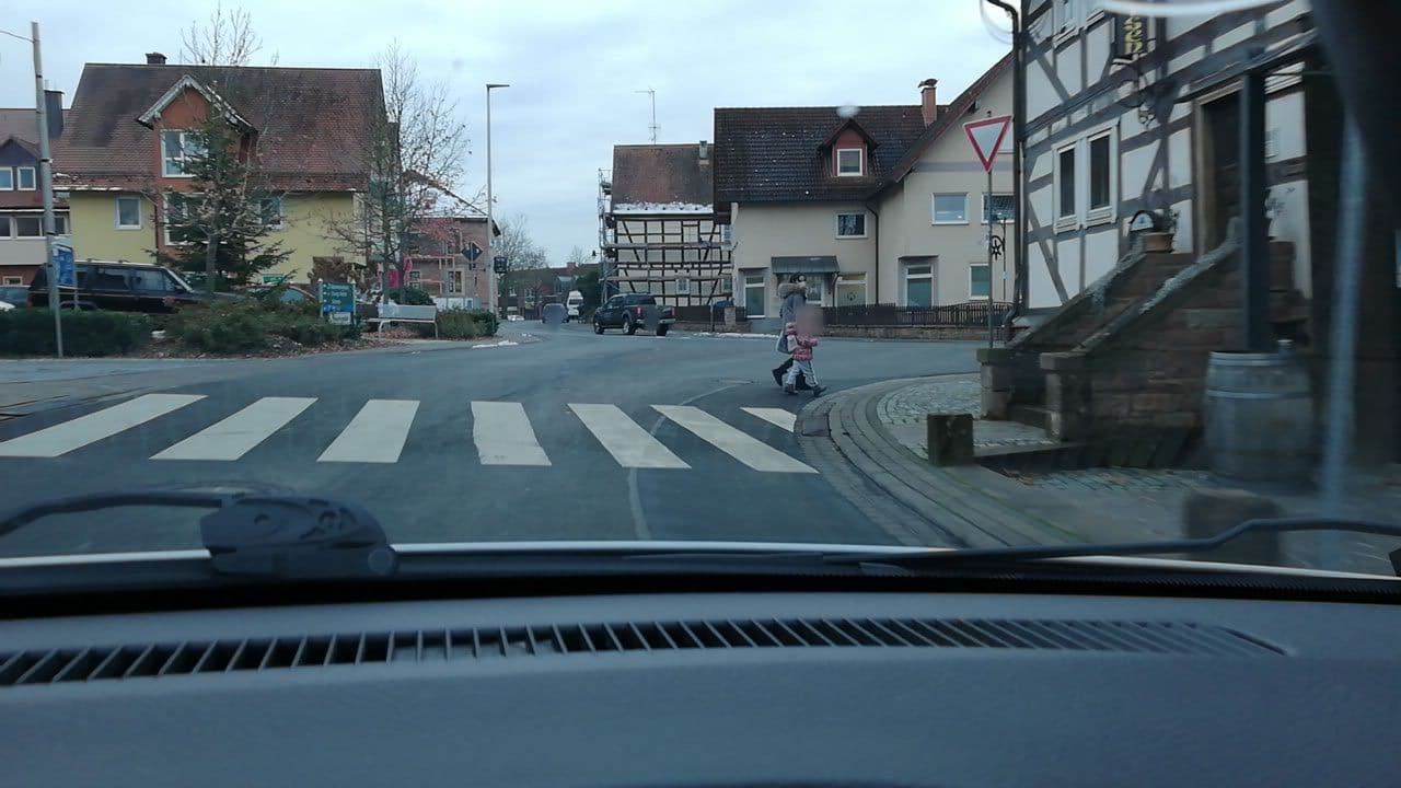 Street view near Landgasthaus Fegeisen, Schöllkrippen — © nickth (CC BY-SA · Mapillary)