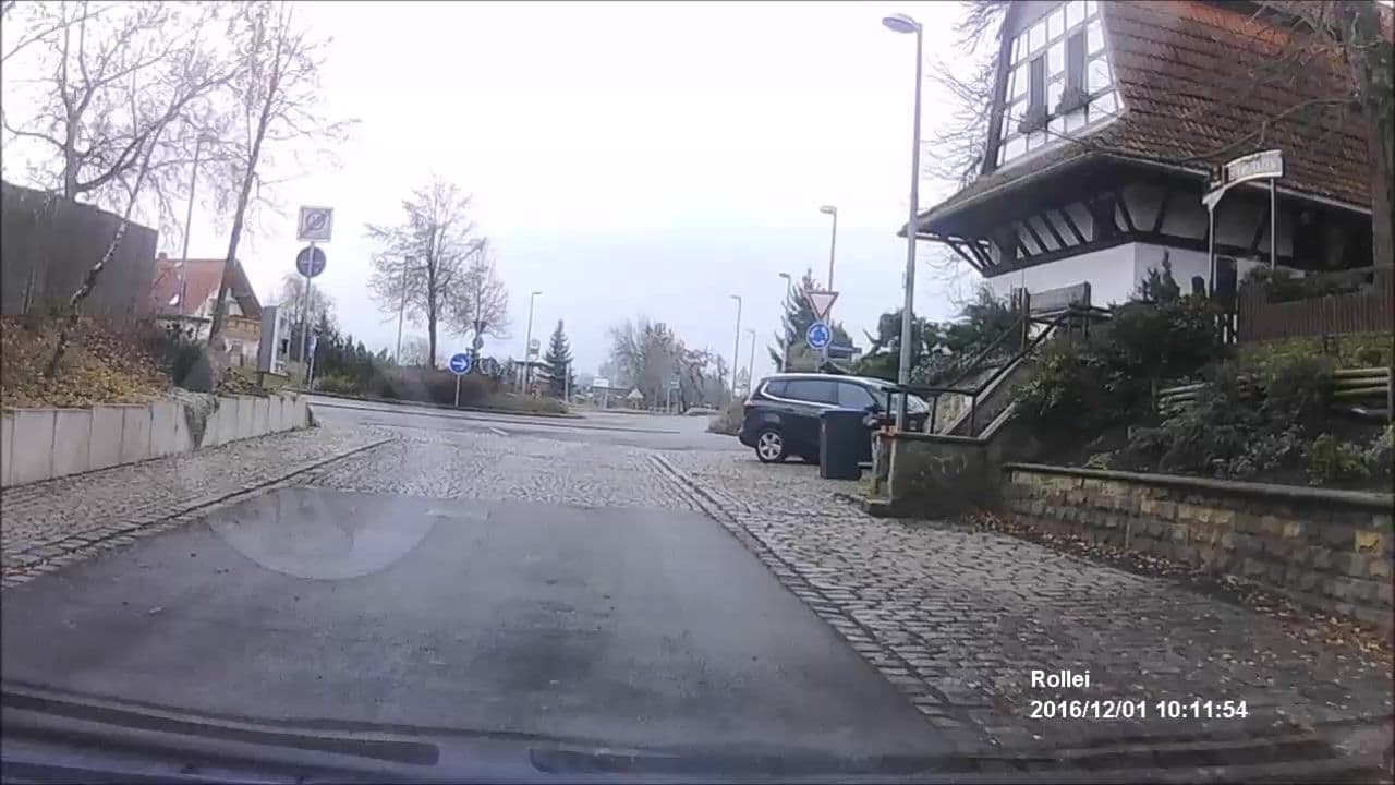 Street view near Hohe Warte, Elxleben — © sennewald63 (CC BY-SA · Mapillary)