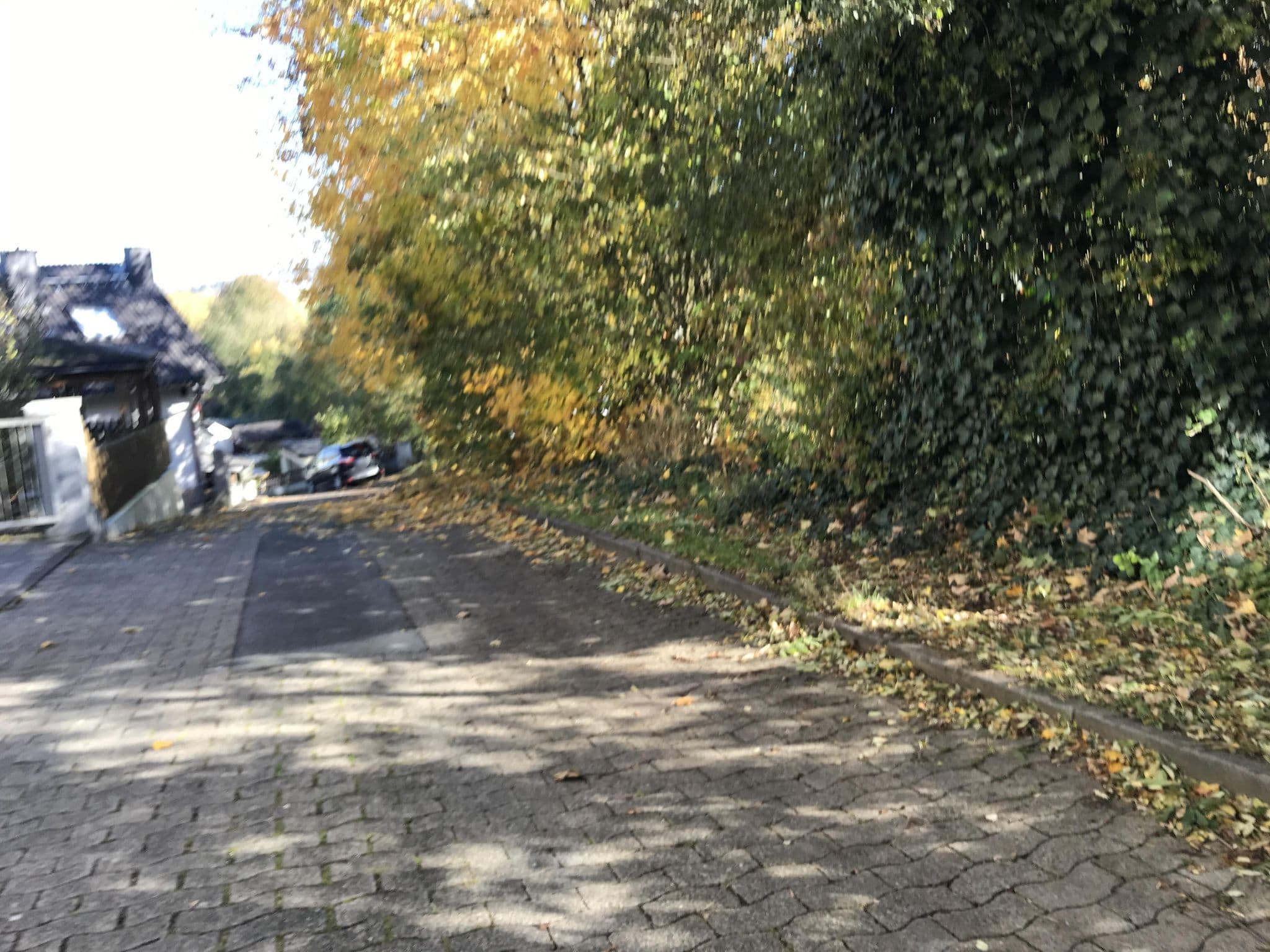 Street view near Ferienwohnung Ausblick, Solms — © troher15 (CC BY-SA · Mapillary)