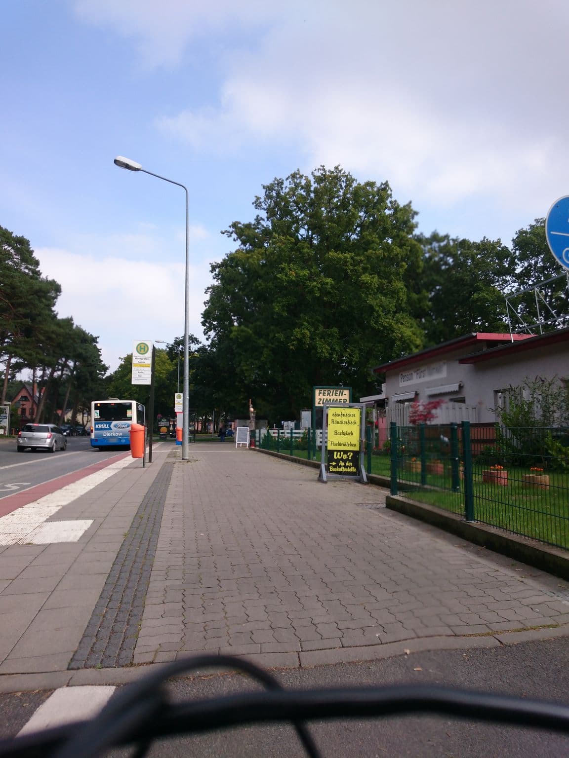 Street view near Fürst Borwin, Warnemünde — © jacobbraeutigam (CC BY-SA · Mapillary)