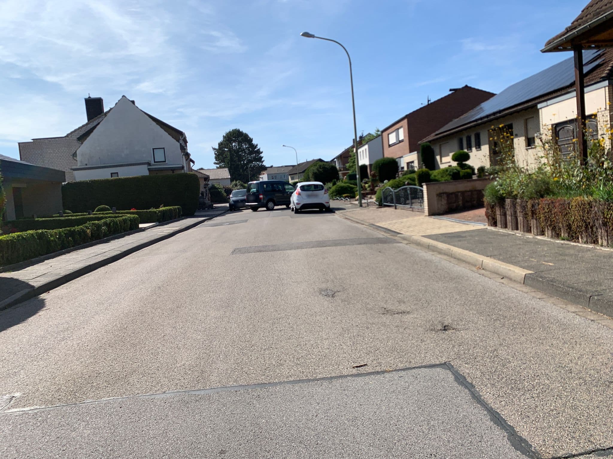 Street view near Ferienhaus Gast, Düren — © noel (CC BY-SA · Mapillary)