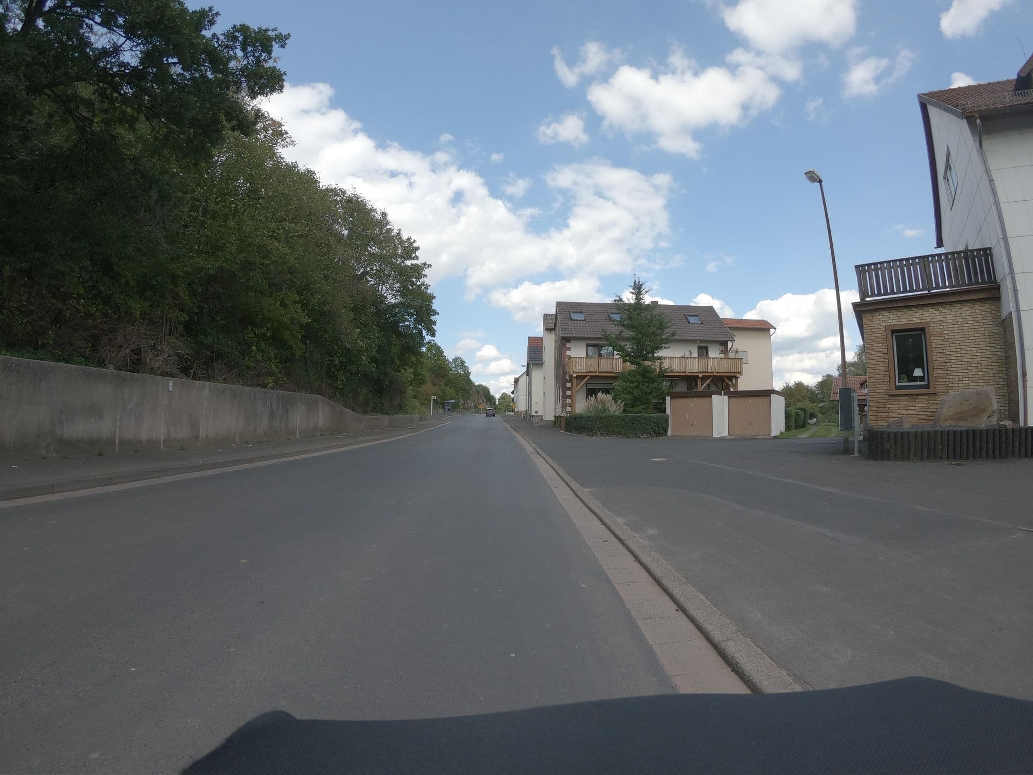 Street view near Gästehaus Mäder-Trieschmann, Dankmarshausen — © nakaner (CC BY-SA · Mapillary)