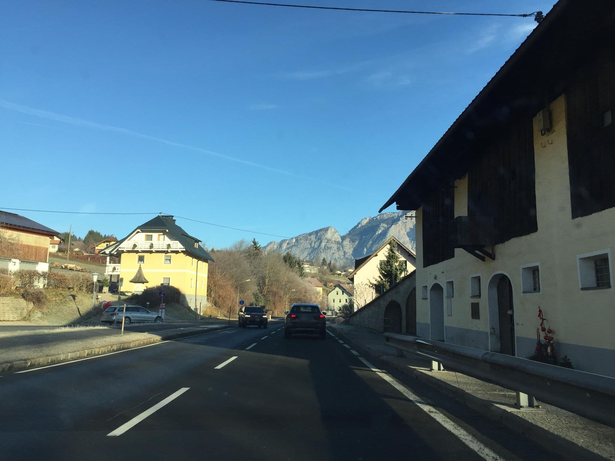 Street view near Pension Galle, Arnoldstein — © igorzo (CC BY-SA · Mapillary)