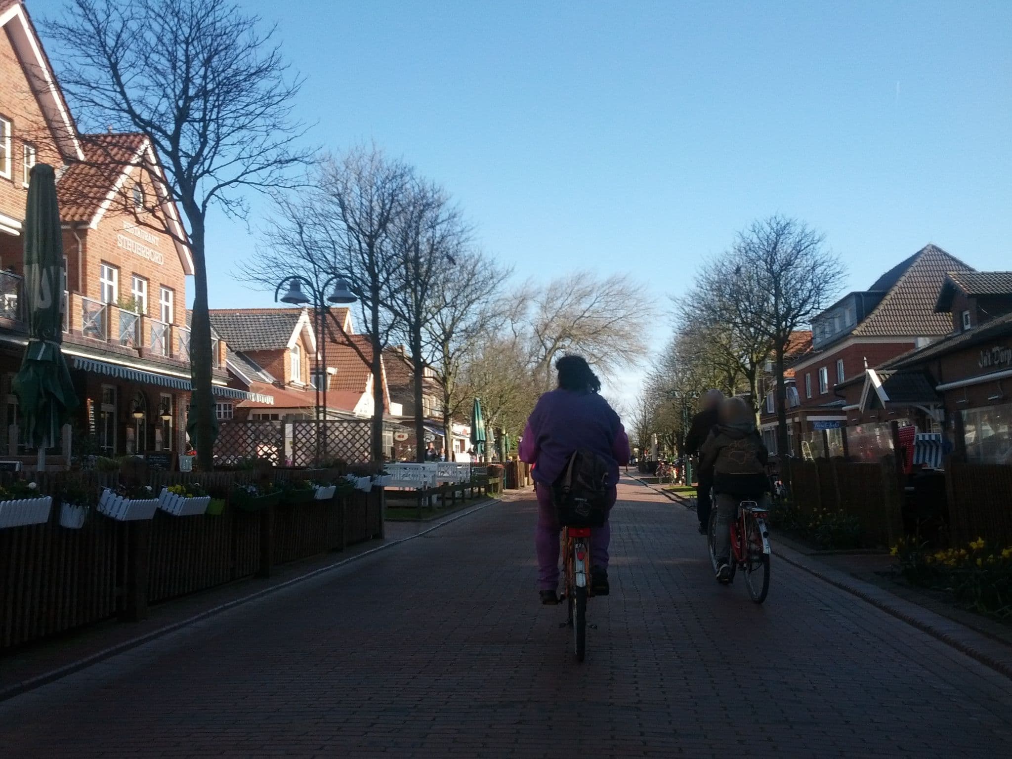 Street view near Alte Post, Langeoog — © zoegglmeyr (CC BY-SA · Mapillary)