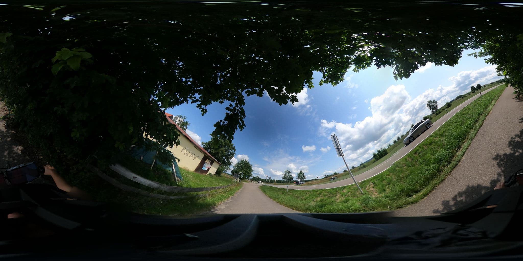 Street view near Pension Bühlhof, Auhausen — © Mobilitaetswerk (CC BY-SA · Mapillary)