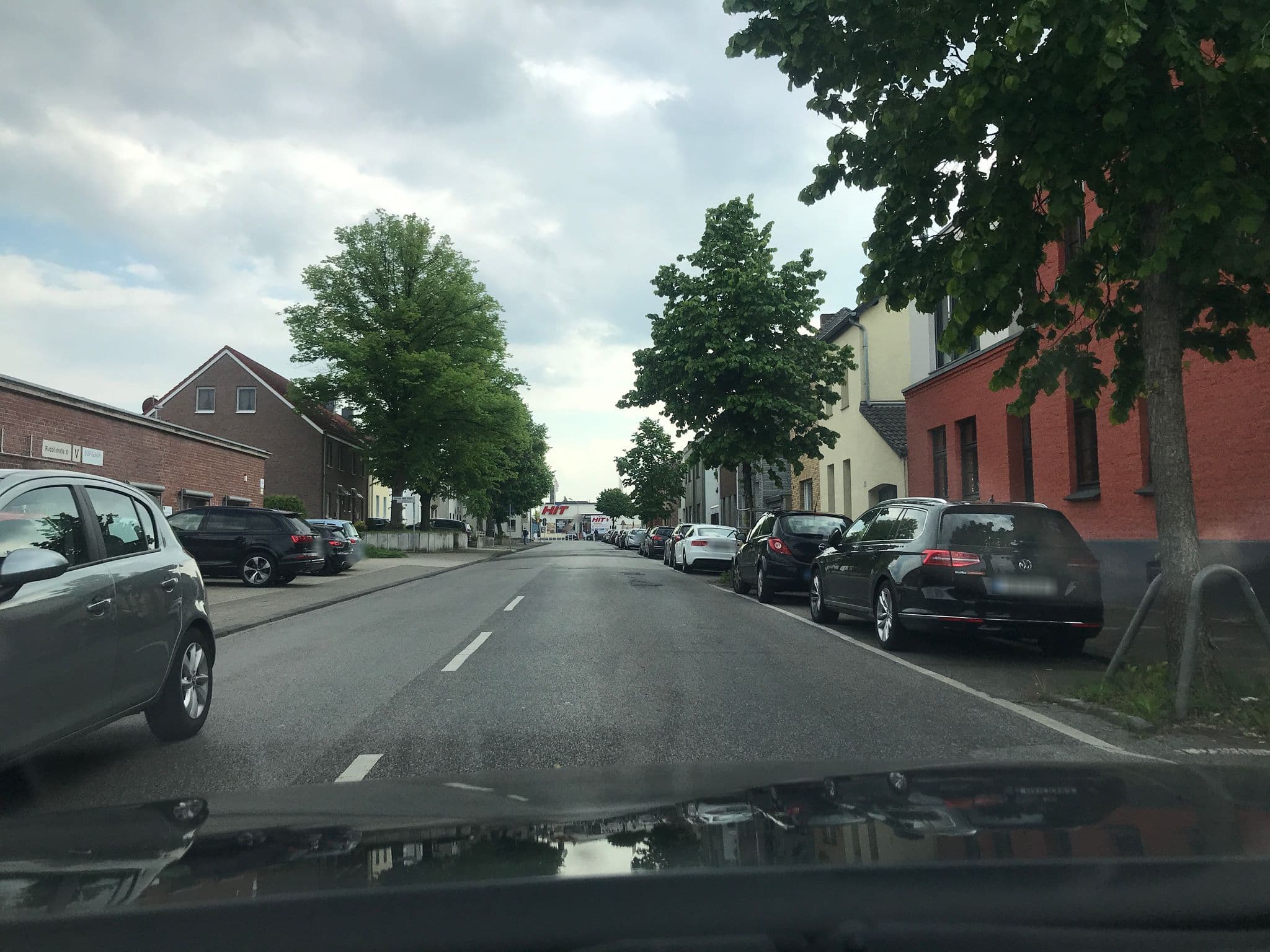 Street view near 10 V, Mönchengladbach — © saschahaberkorn (CC BY-SA · Mapillary)