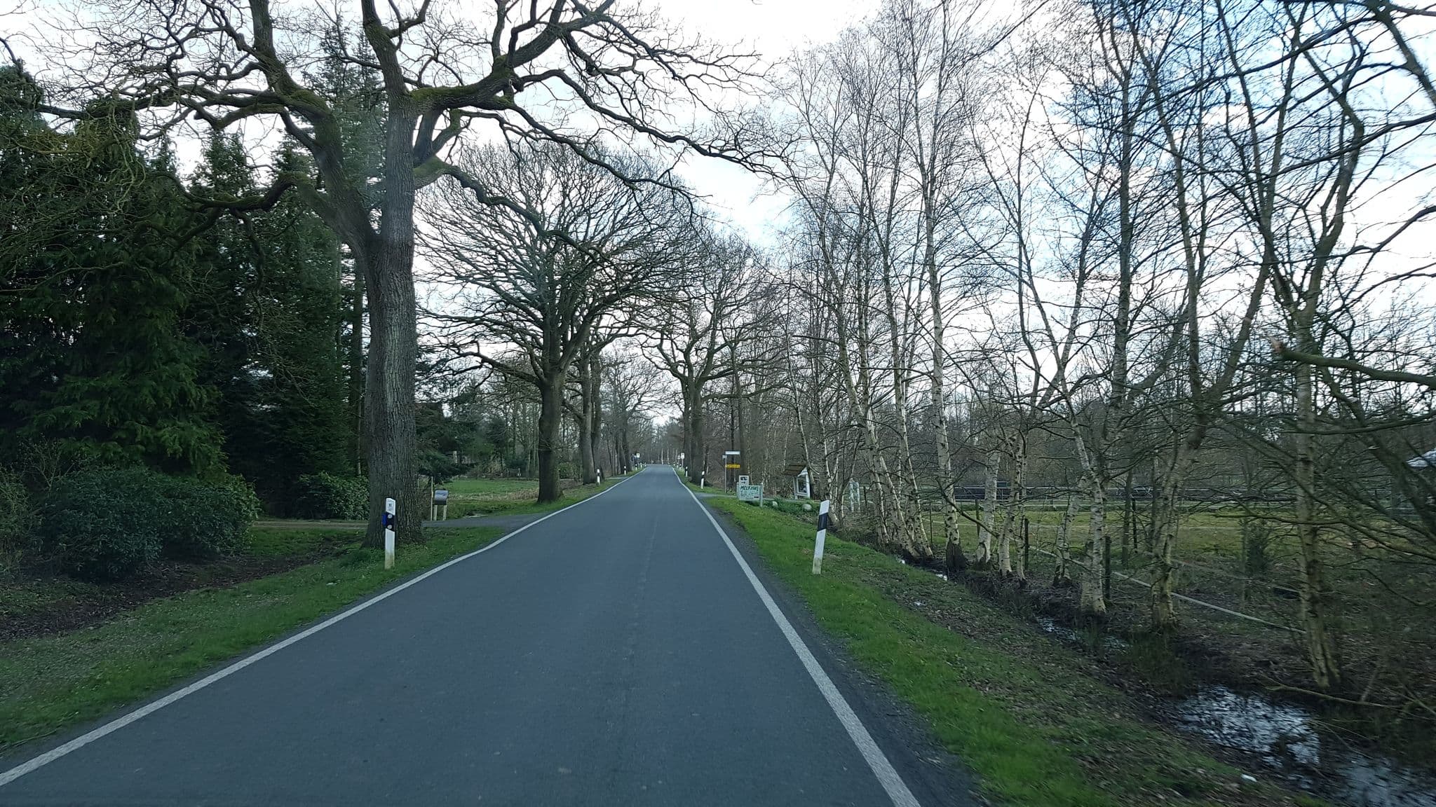 Street view near Melk Hus, Jade — © artus70 (CC BY-SA · Mapillary)