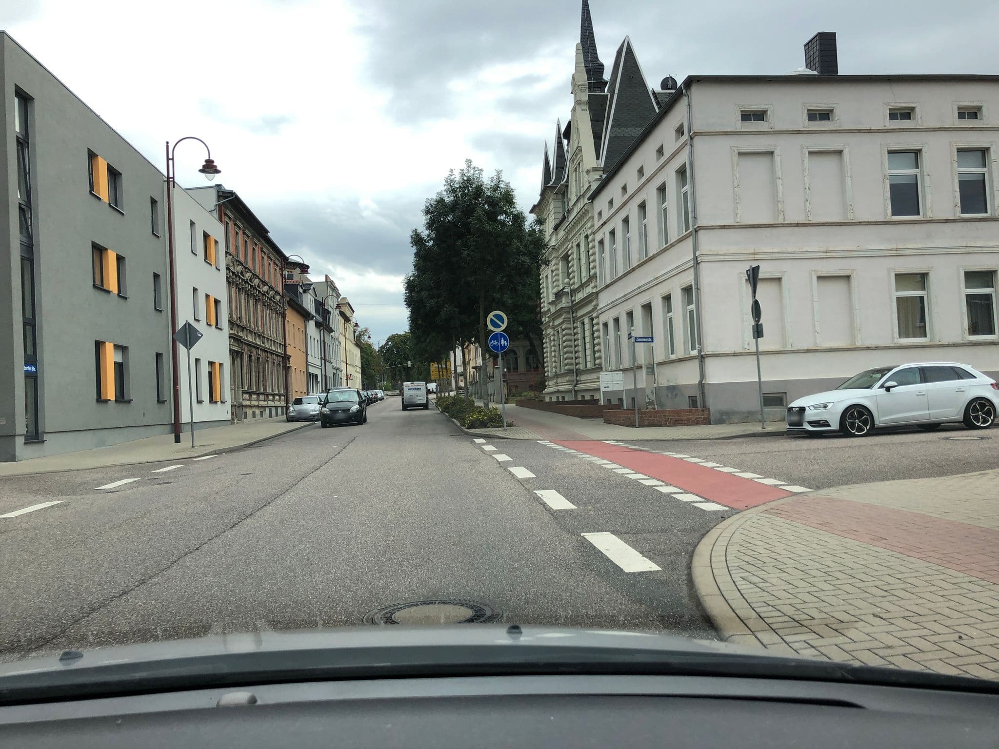 Street view near Ferienwohnung Karkosch, Köthen — © bejotel (CC BY-SA · Mapillary)