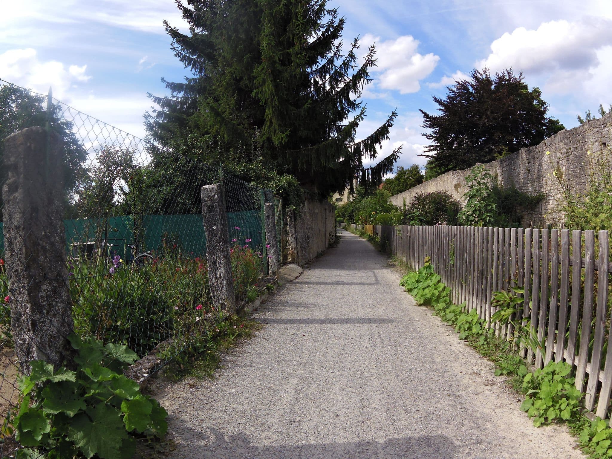 Street view near Gästezimmer Jambrovic, Sommerhausen — © zoegglmeyr (CC BY-SA · Mapillary)