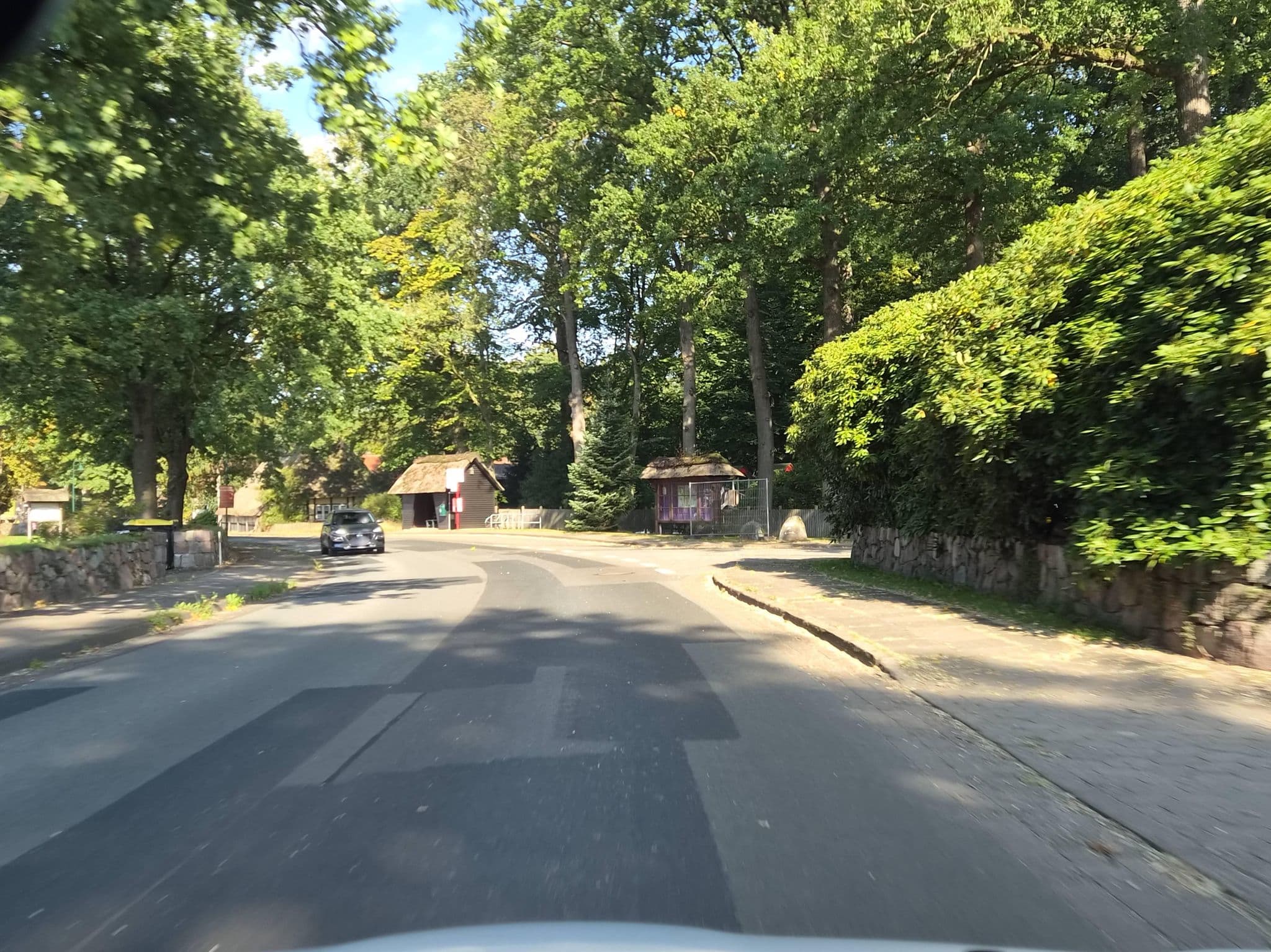 Street view near Hillmers Hoff, Handeloh — © hotteliene (CC BY-SA · Mapillary)